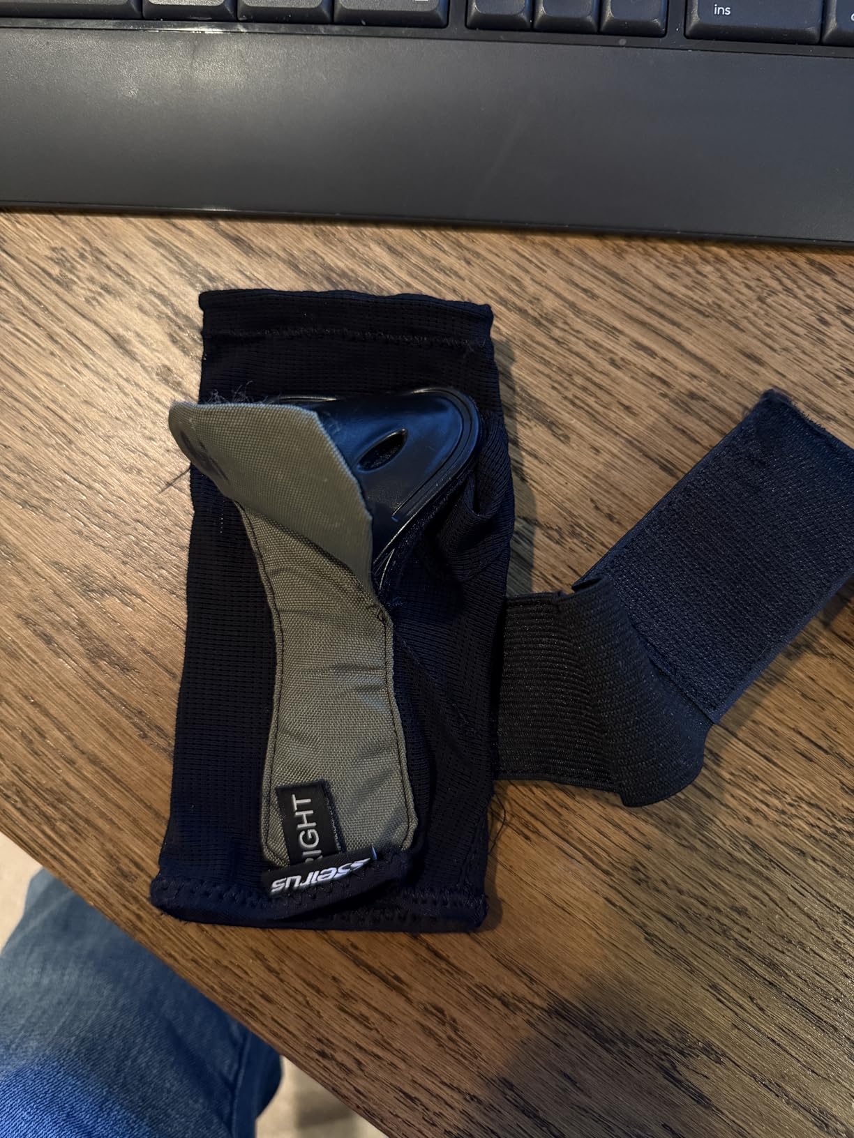 Seirus Innovation 5660 Jam Master Exo Under Glove Wrist Protection to Prevent Injuries customer photo 2