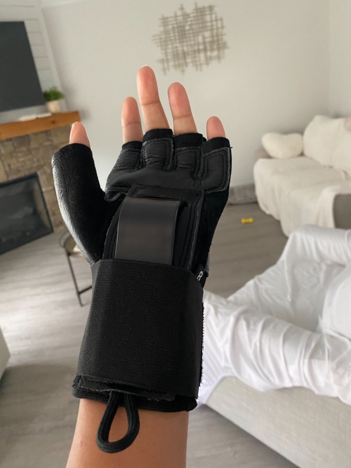 Triple Eight Hired Hands Glove - Wrist Protection for Skateboarding, in-Line Skating, Rollerblading, and Roller Derby customer photo 2