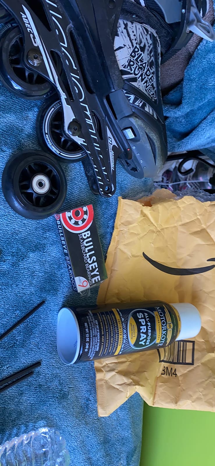 Hockey Bearings ABEC 9, 7, 5 Inline Roller Speed Package 16 Bearings and 8 Spacers Kit (ABEC 9 - White) customer photo 1