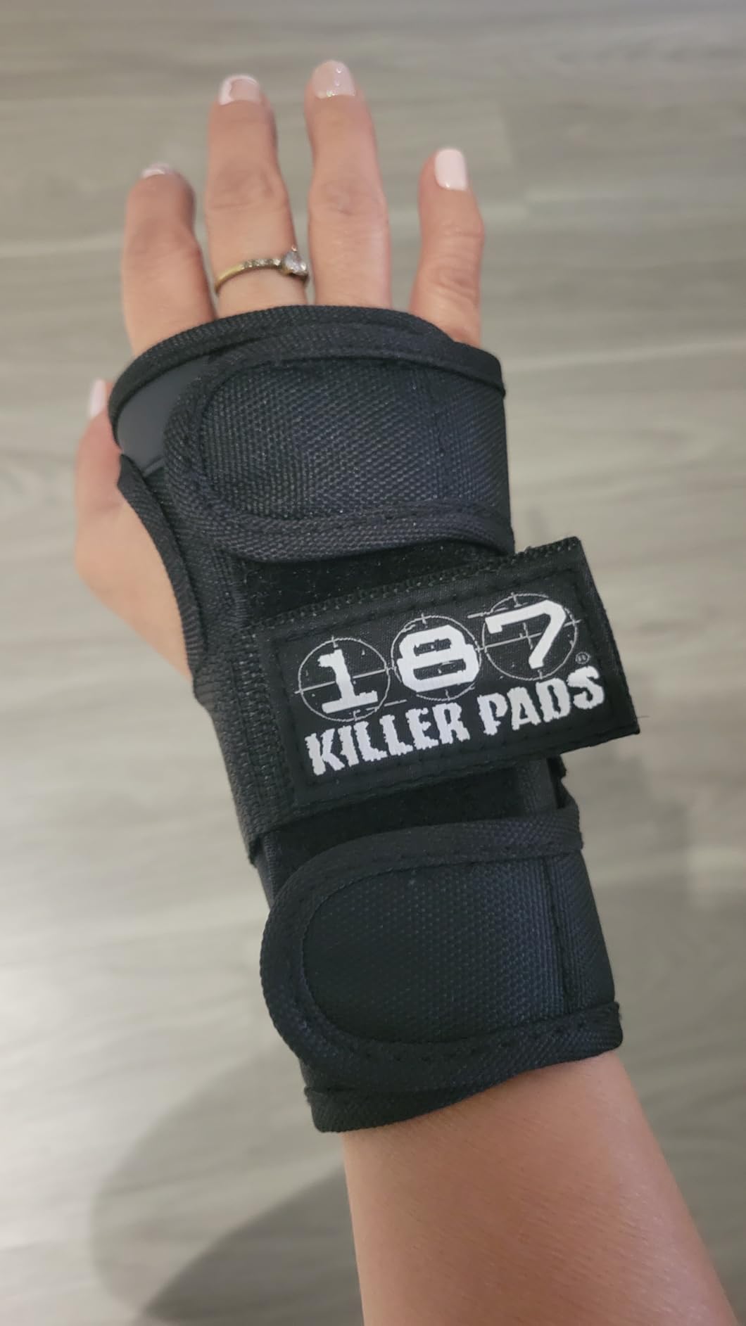 Black Wrist Guard by 187 Killer Pads customer photo 1