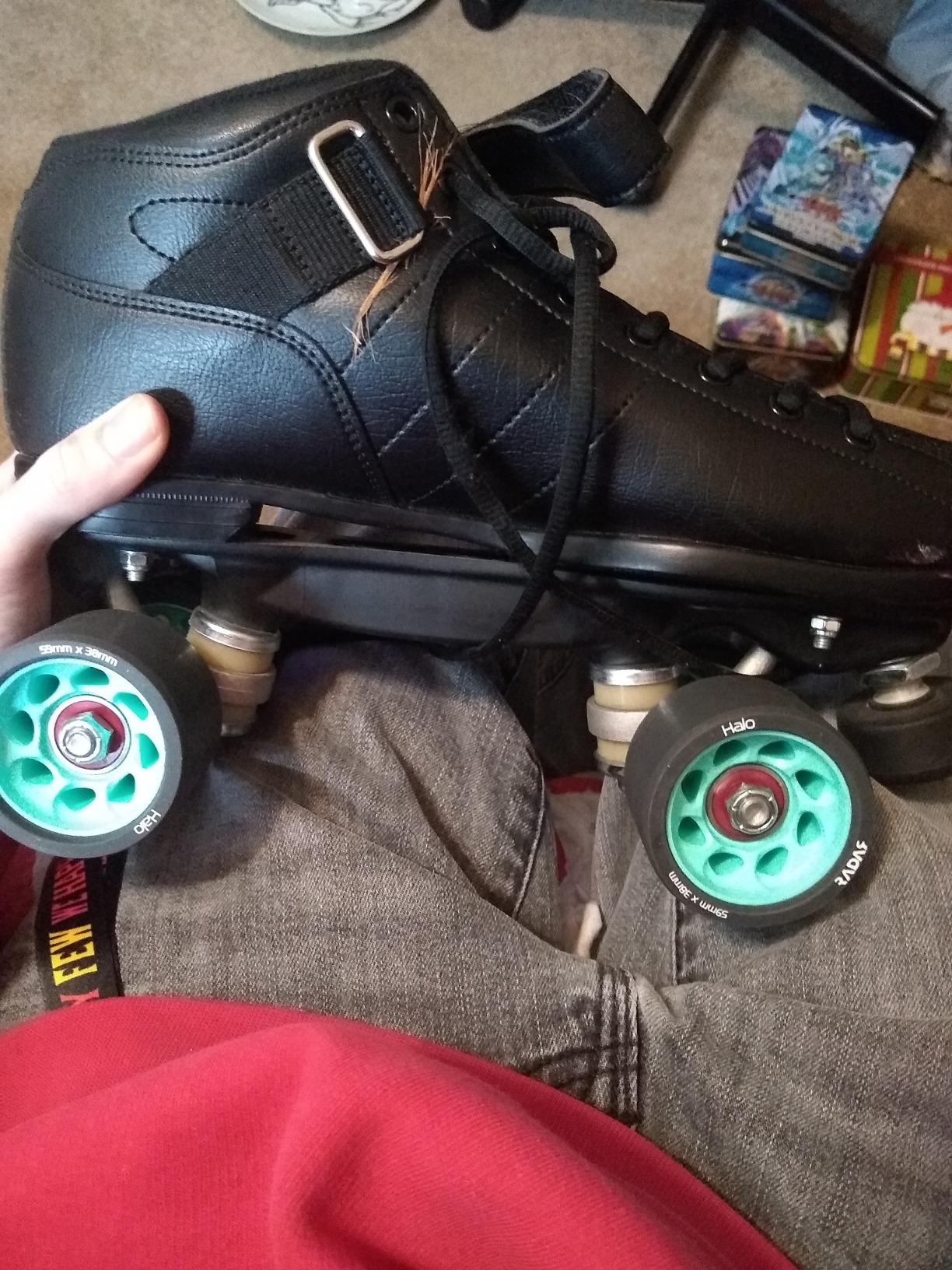 Riedell Radar Wheels Halo Roller Skate Wheels - 4 Pack | 59mm X 38mm, Indoor Performance Derby Wheels, H-Shaped Hub for Edge Control and Grip, Lightweight Neothane Urethane customer photo 2