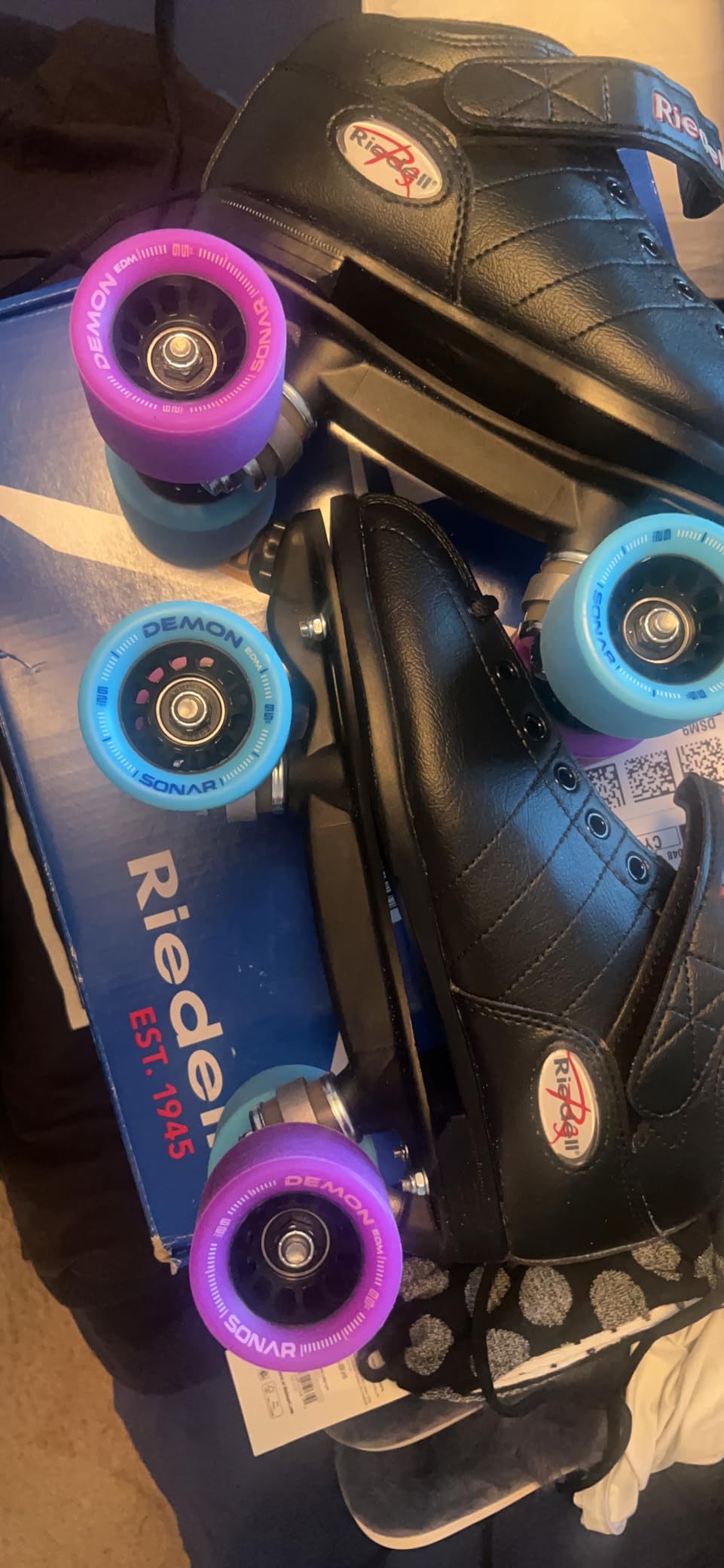 Riedell Demon EDM Roller Skate Wheels - 4 Pack of 43mm x 62mm Wheels | Black 95A customer photo 1