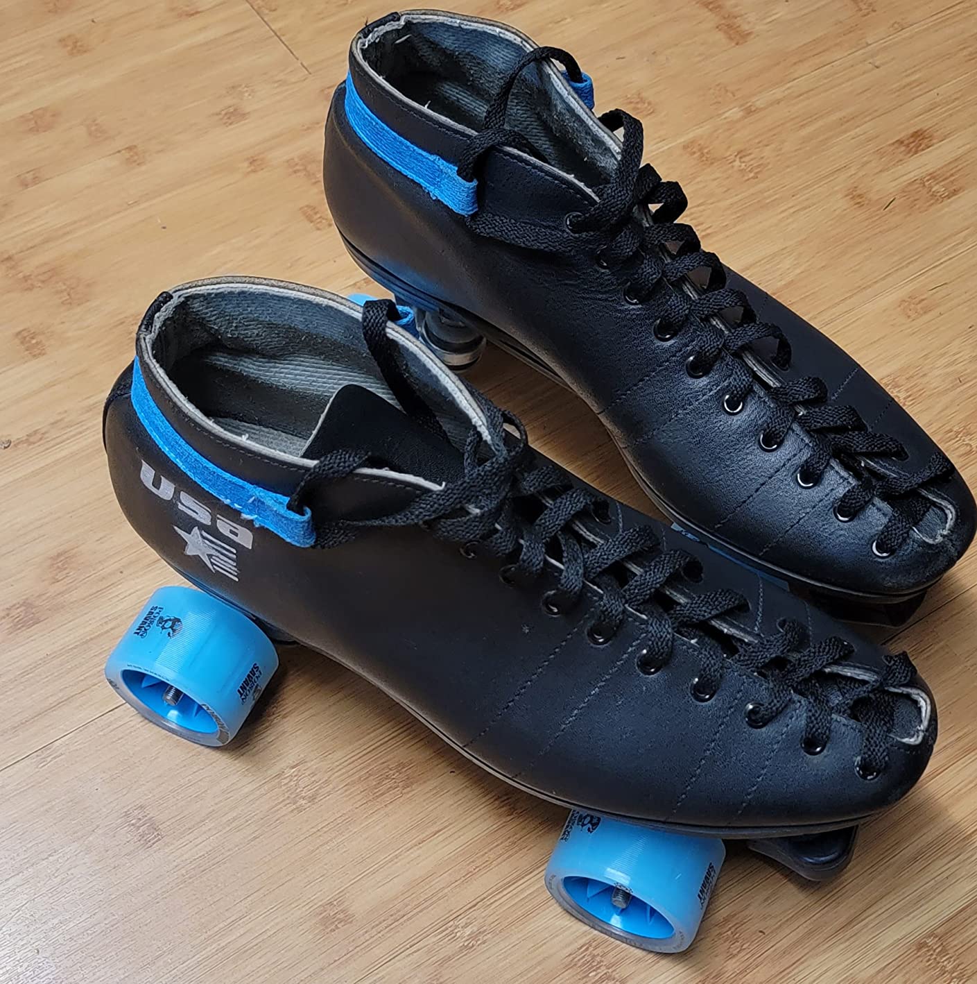 Atom Skates Poison Savant Skate Wheels Blue Set of 4 customer photo 1