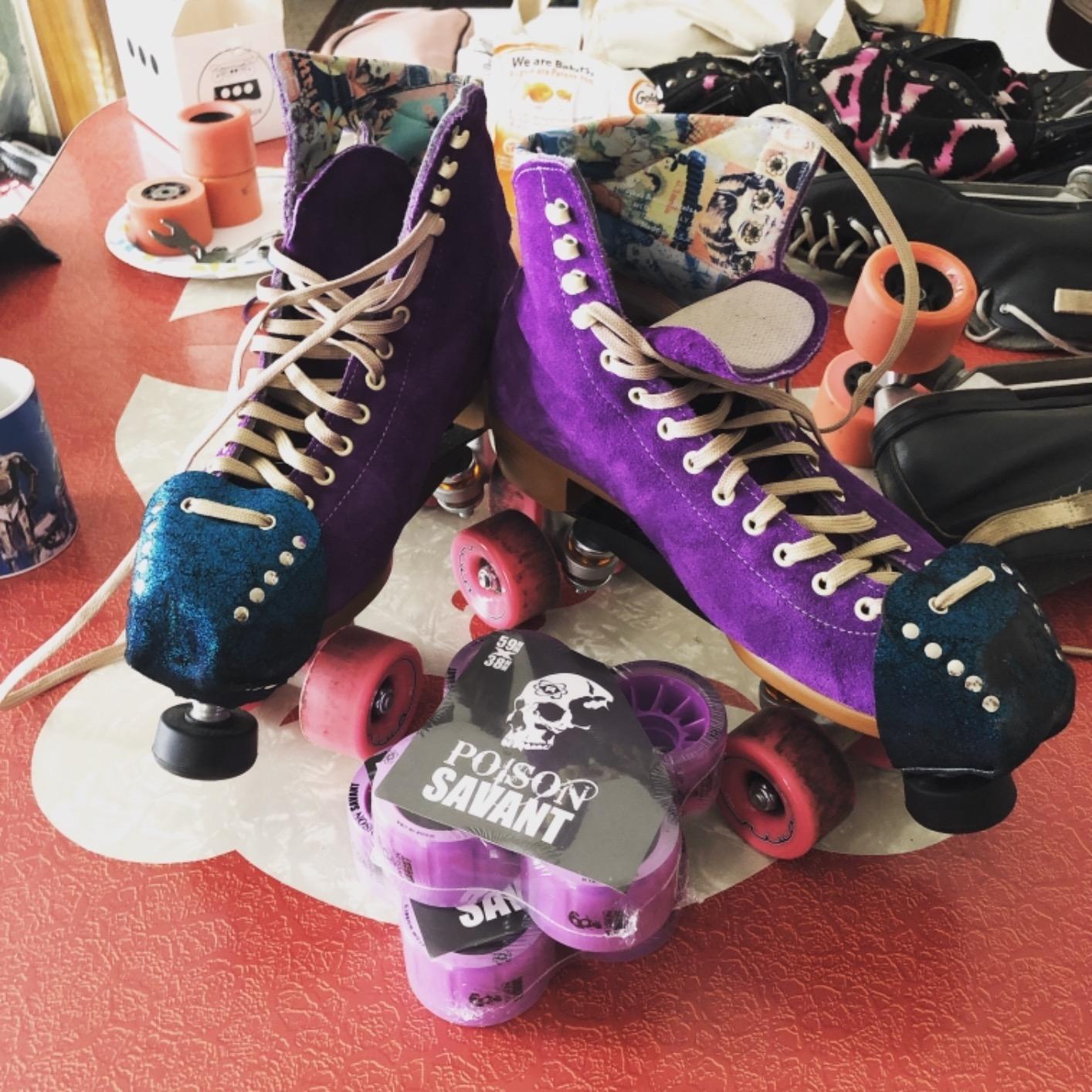 Atom Skates Savant Poison 84a 59x38 Purple (QWA3150.PU) customer photo 1