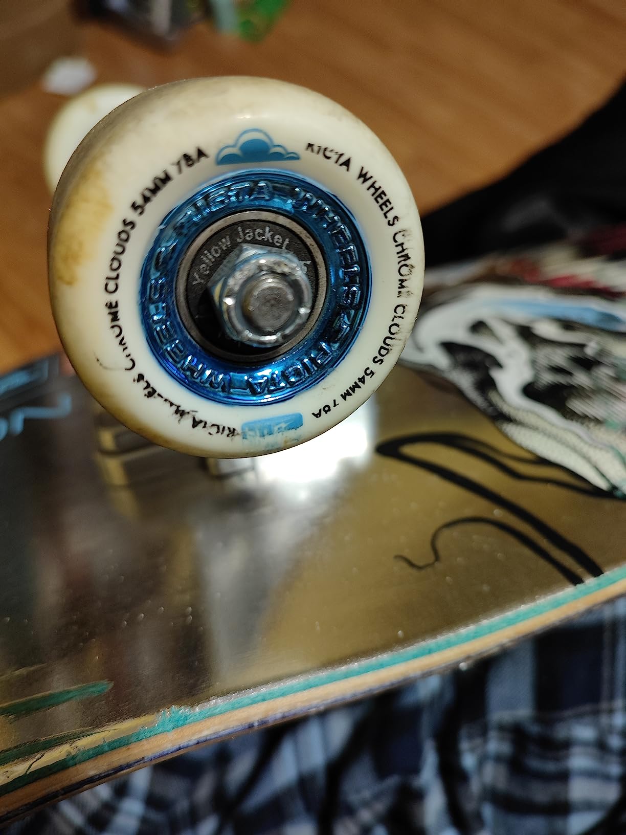 Yellow Jacket Premium Skateboard Bearings, Pro Longboard Bearings, 608, ABEC 11 (Pack of 8) customer photo 2