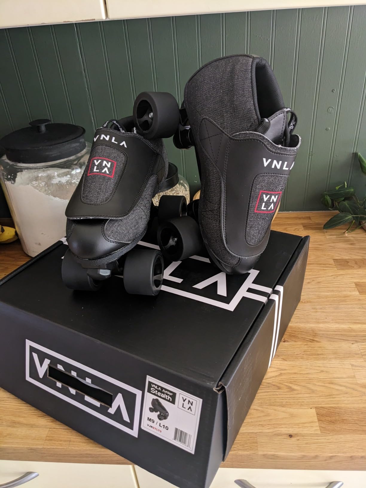 VNLA Junior Stealth Jam Skates for Men and Women - Indoor Unisex Roller Skates | Denim & leather boot, Vanilla Gorilla plate, ABEC-9 bearings. No break-in time needed. Check size chart before ordering. customer photo 1