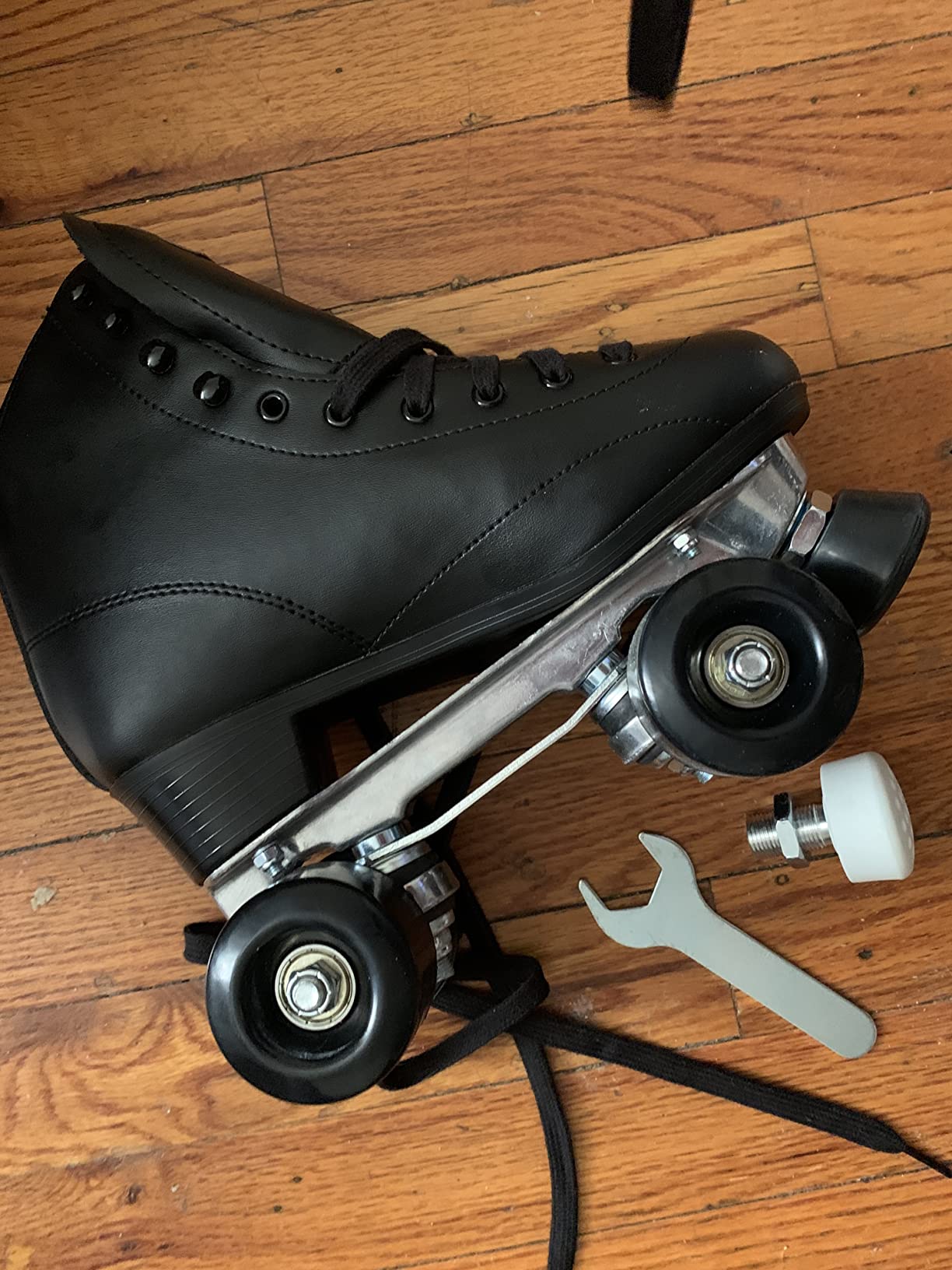 Roller Derby Cruze XR | Rush Hightop Men's Roller Skates | Rink Skates | Indoor Outdoor Skates | Quad Skates customer photo 1