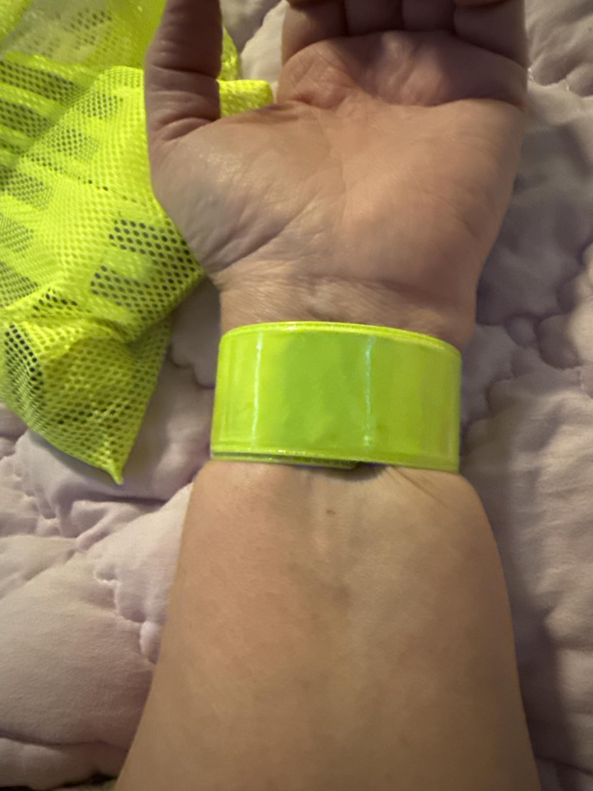 GoxRunx Reflective Bands Running Gear 6 Pack-Adjustable Reflective Armband Arm Wrist Ankle Leg Bands Reflectors -Reflective Tape Straps for Clothing Night Running Cycling Walking -Slap Bracelets customer photo 1