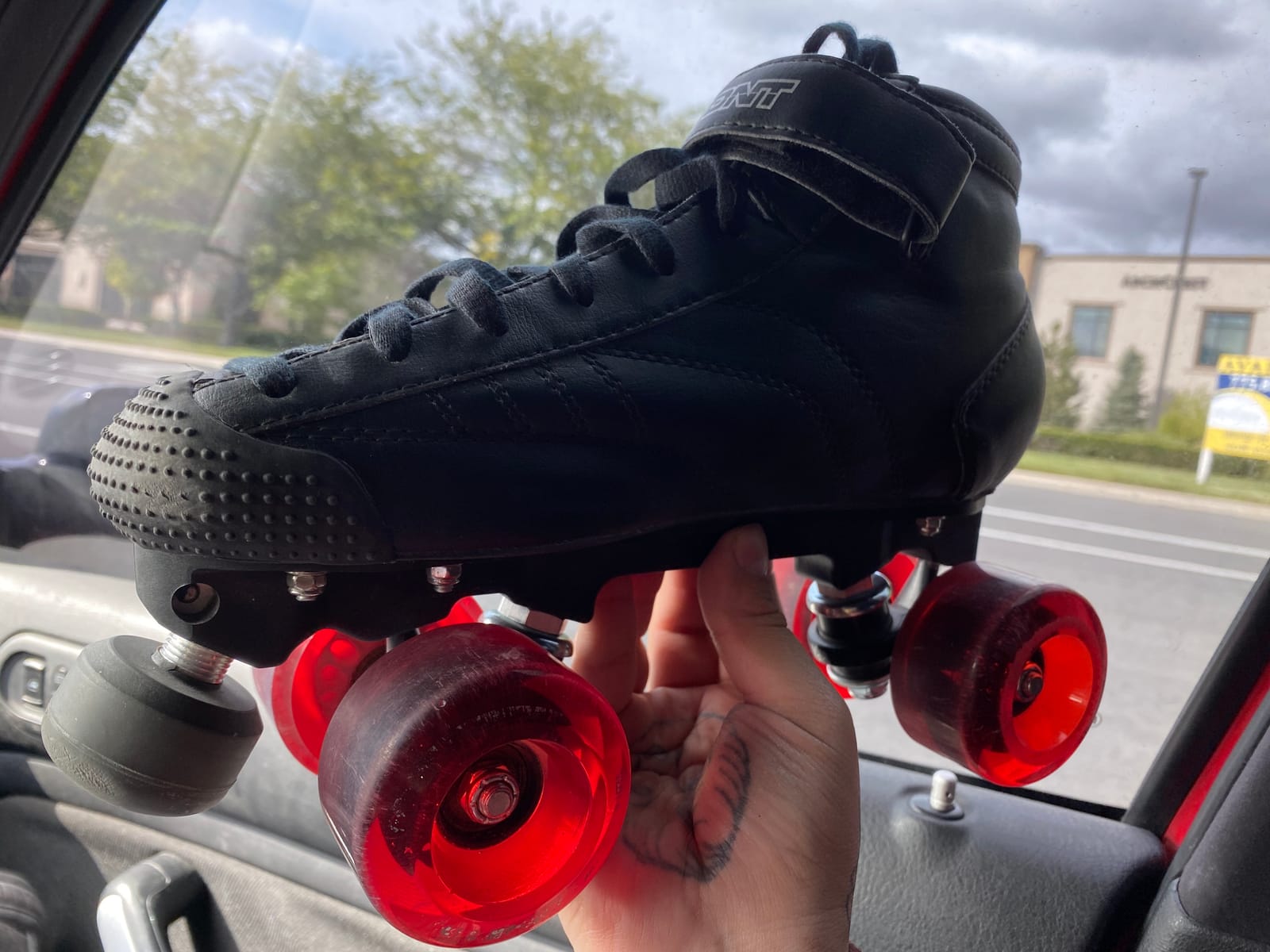Bont Skates - Precision Skate Bearings JESA 608 Black Series - Pre Lubricated Inline Speed Roller Skate Derby Skateboard Scooter - Pack of 16 customer photo 1