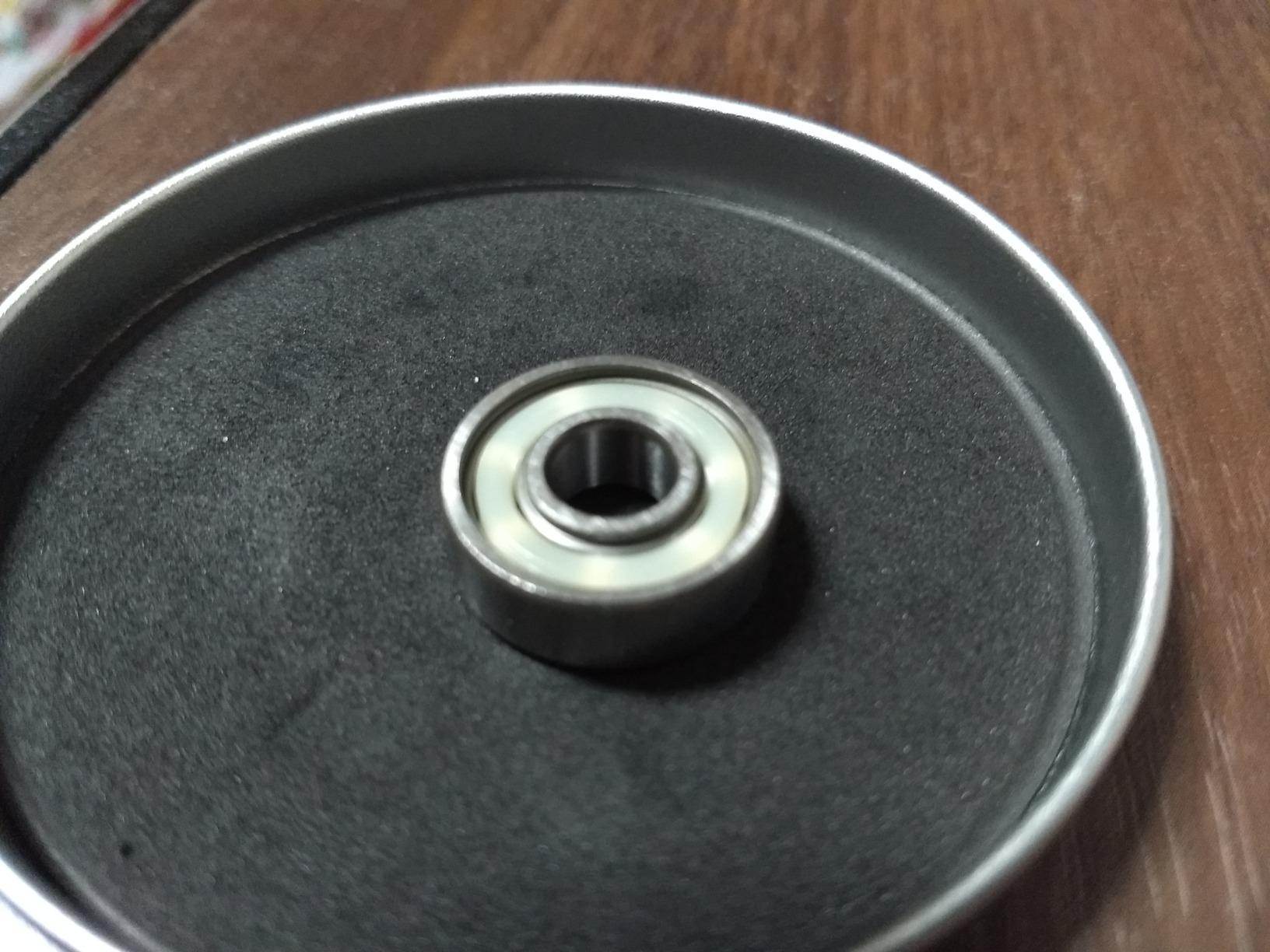 Ceramic Skateboard Bearings, Longboard Skate Bearings, 8Pcs | ABEC-9 Ceramic Bearings for Skateboarders, Ideal for Street Skating, Skate Parks, Commuting, Cruising, and Downhill Riding customer photo 2