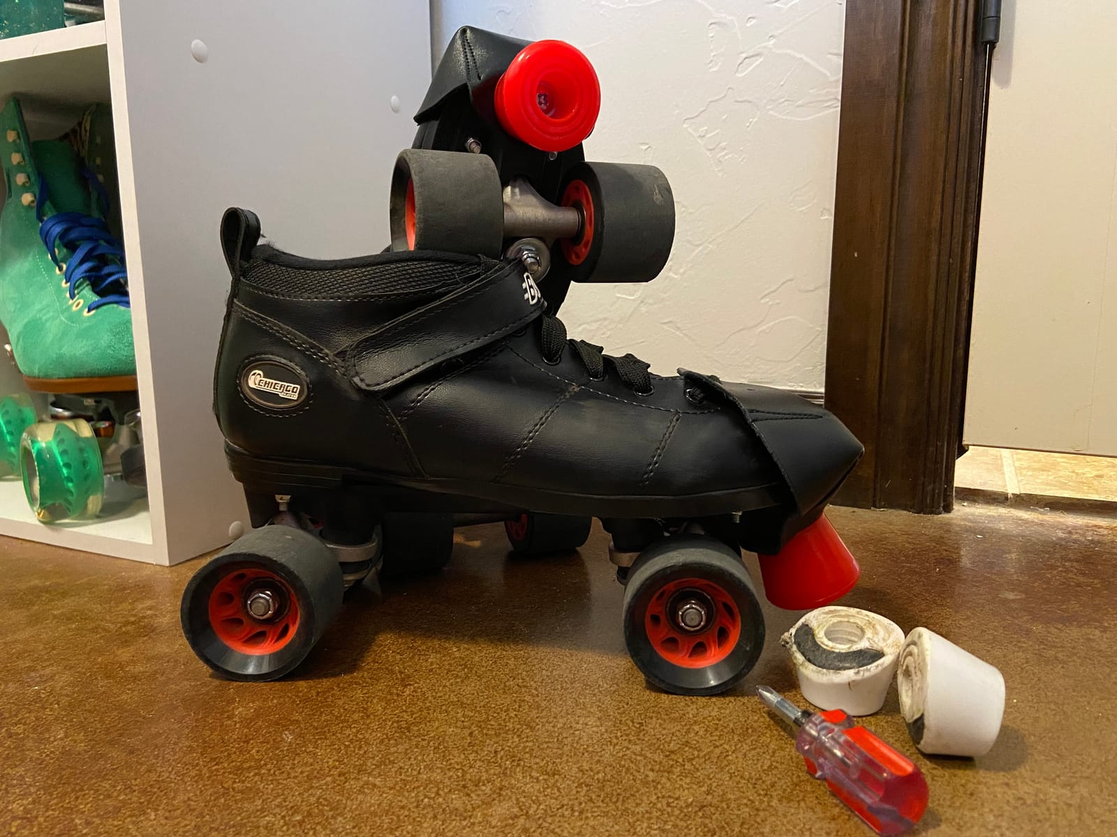 Quad Roller Skate Wheels, 8 Pack 58 X 39mm 95A Indoor PU Wheels | Hard PU Wheels for Indoor Skating | Smooth Speed & Control | Fits Roller Derby, Artistic, Jam & Rhythm Skates customer photo 1