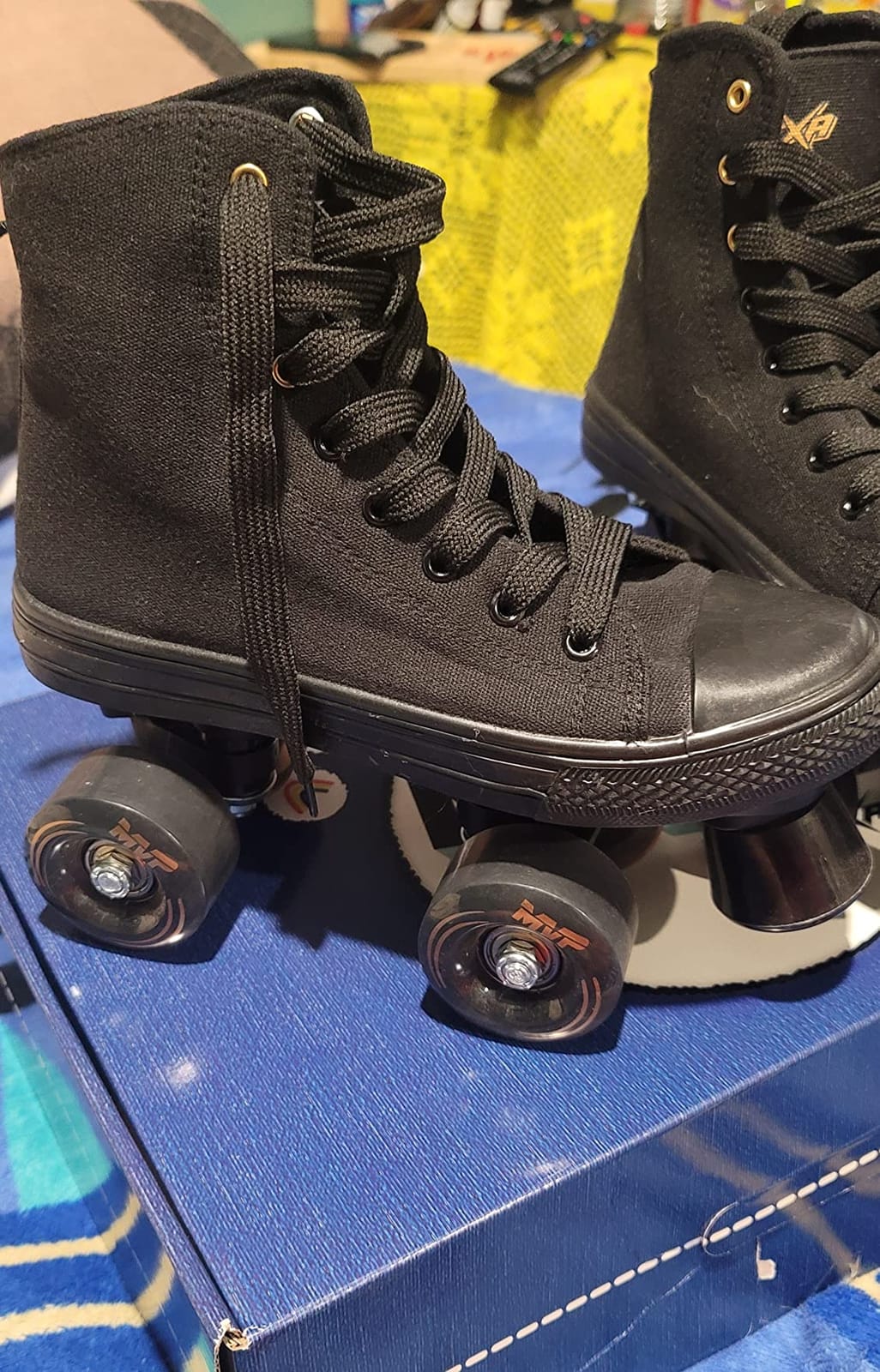 Lenexa MVP 2.0 High-Top Roller Skates - for Men & Women - Outdoor Use | Sneaker-Style Design, Full Ankle Support - available in colors Black and Red customer photo 2