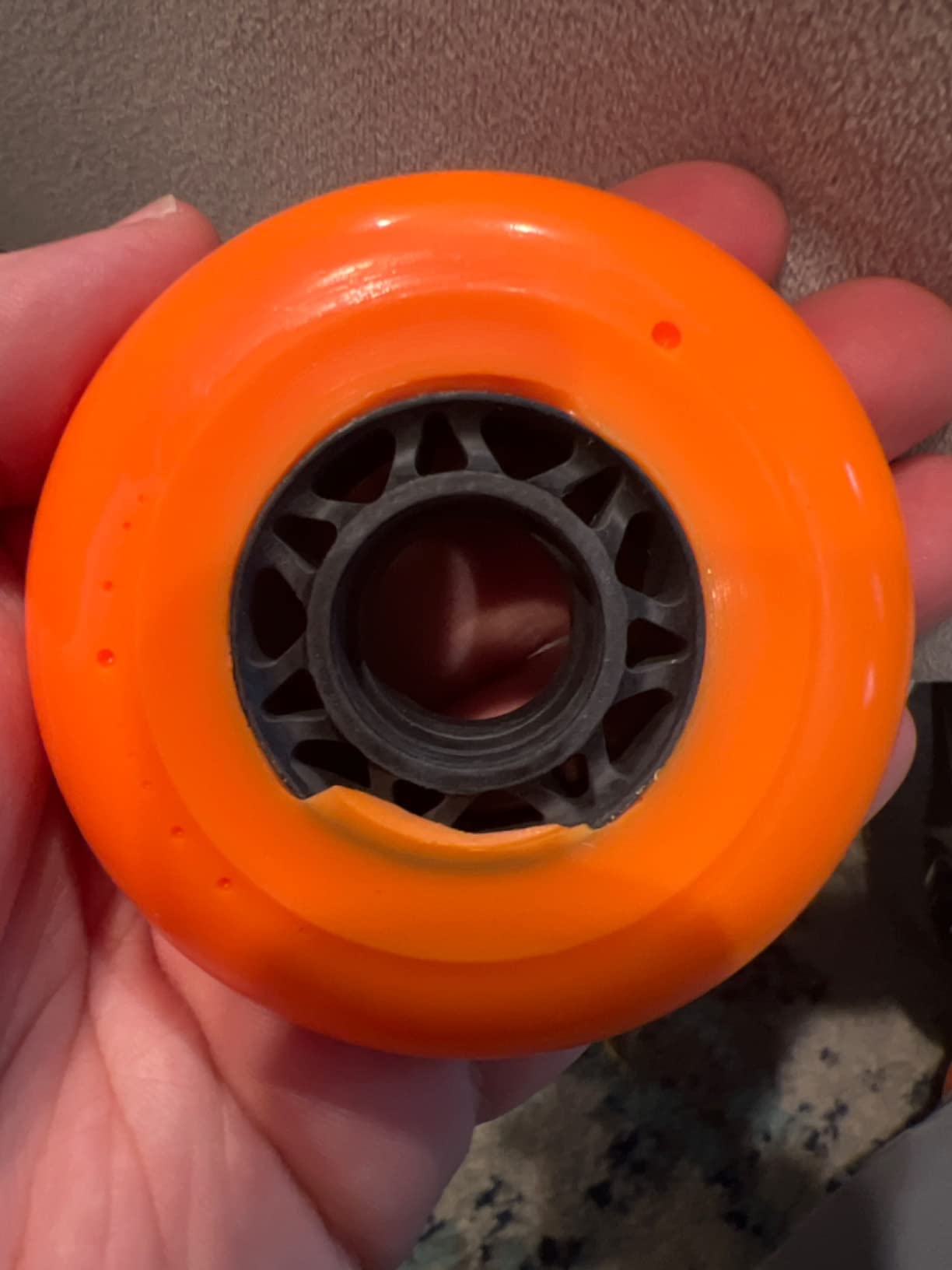 Labeda Gripper Asphalt Outdoor Inline Roller Hockey Wheels with Ceramic Bearings customer photo 2