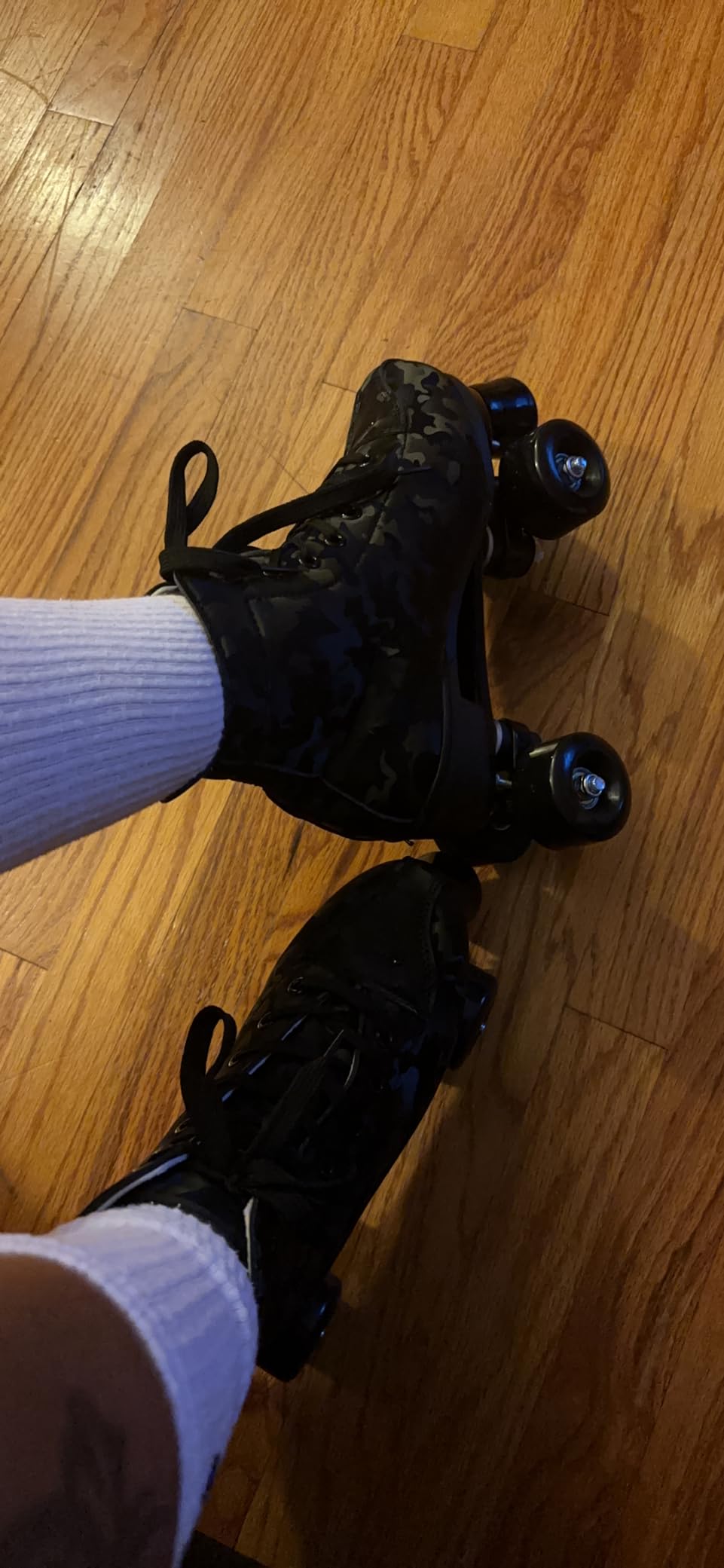 Outdoor Roller Skates Women Adult with Light Up Wheels Black Quad Skating for Men Youth Boys Girls customer photo 2
