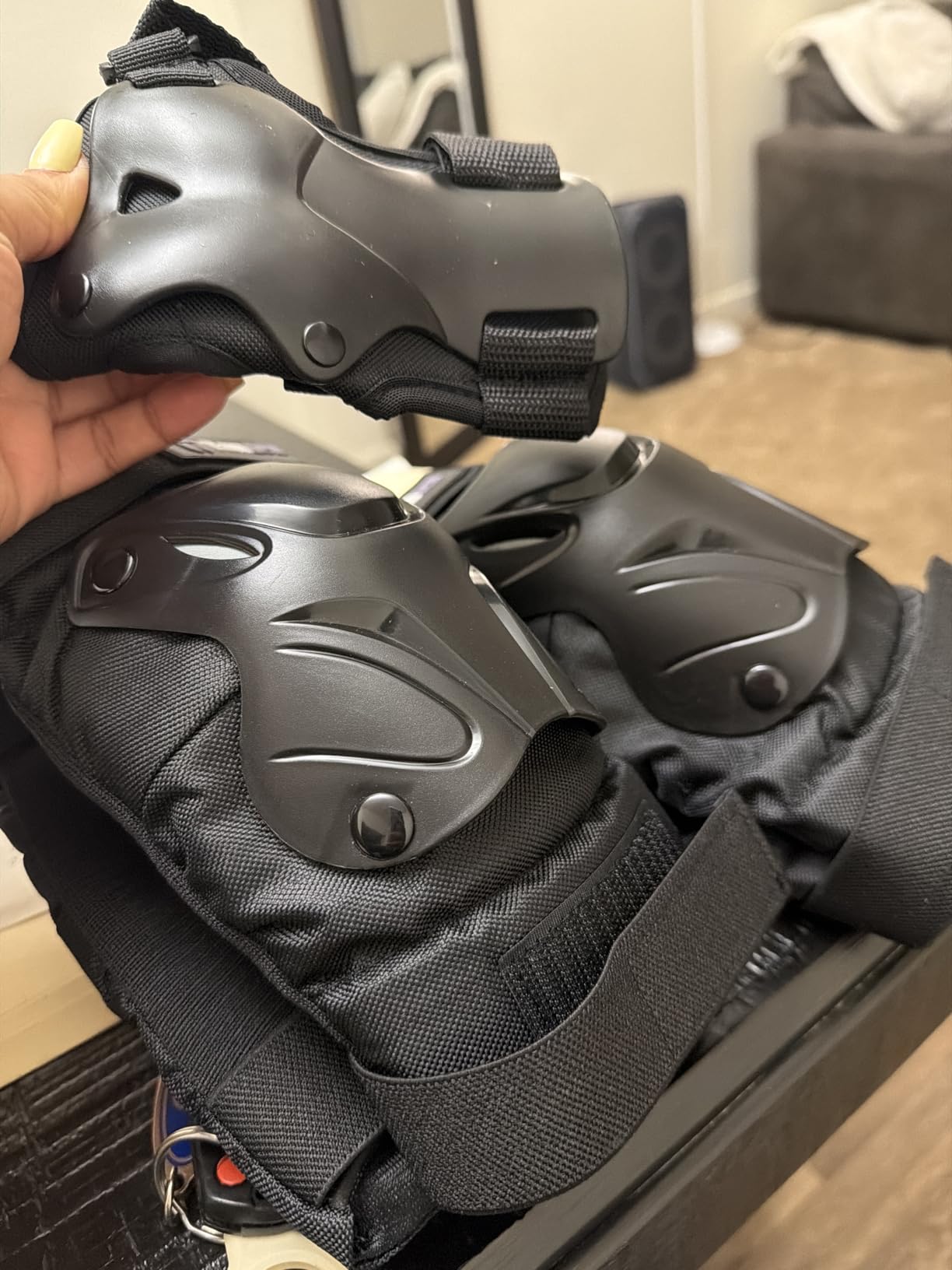 Tanden Skating Protective Gear Knee and Elbow Pads Wrist Guards for Roller Skating Skateboarding, Skate Pads Adult Knee Pads customer photo 2