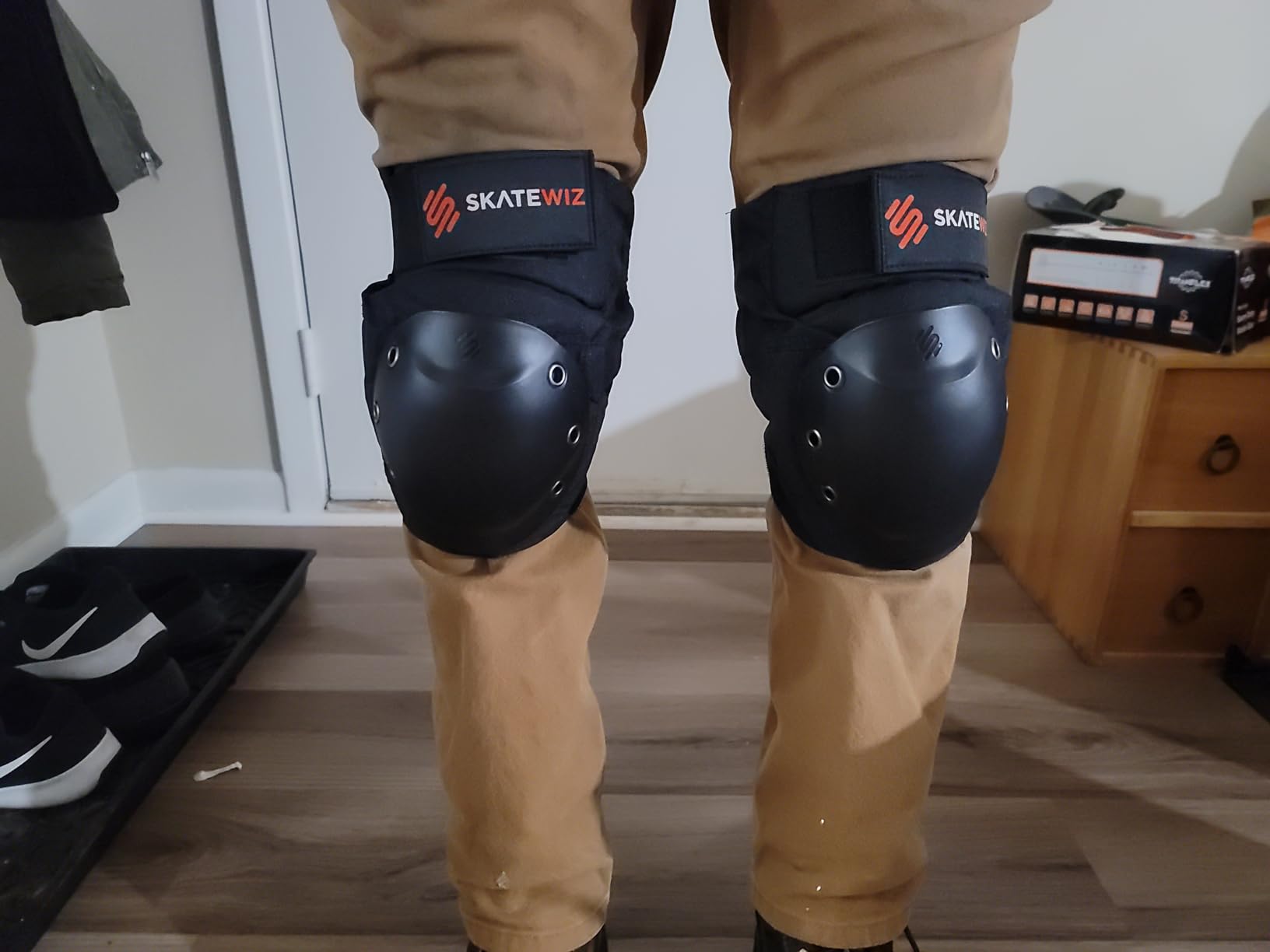 Bike Knee Pads - Skateboard Safety Gear - Shield - Size M/L Orange - Skate & Skateboarding Wrist Guards for Skating Adult with Elbow Pads - Roller Skates, Inline Skates customer photo 2