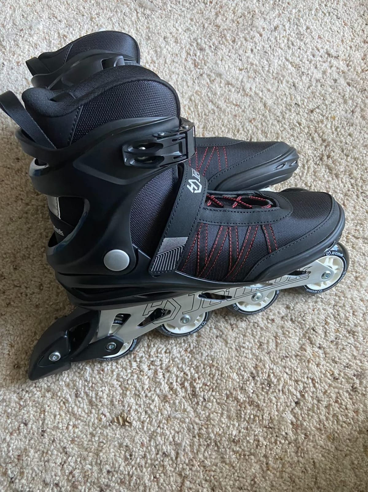 Inline Skates Advantage Pro Women's and Men's Adult Fitness Inline Skate, Professional Aluminum Inline Rollerskates Outdoor (Black and Red, Size 7-11) customer photo 1