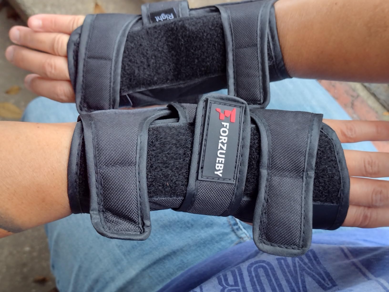 Forzueby Wrist Guards (1 Pair) for Roller Skating, Skateboarding,Snowboarding and Rollerblade, Adult and Kids Sports Protection Wrist Guard customer photo 1