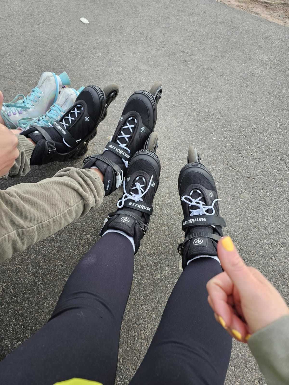 METROLLER Adult Inline Skates for Men Women Teens | Comfortable Adjustable Recreational Skates Convenient Closure Entry Level customer photo 2