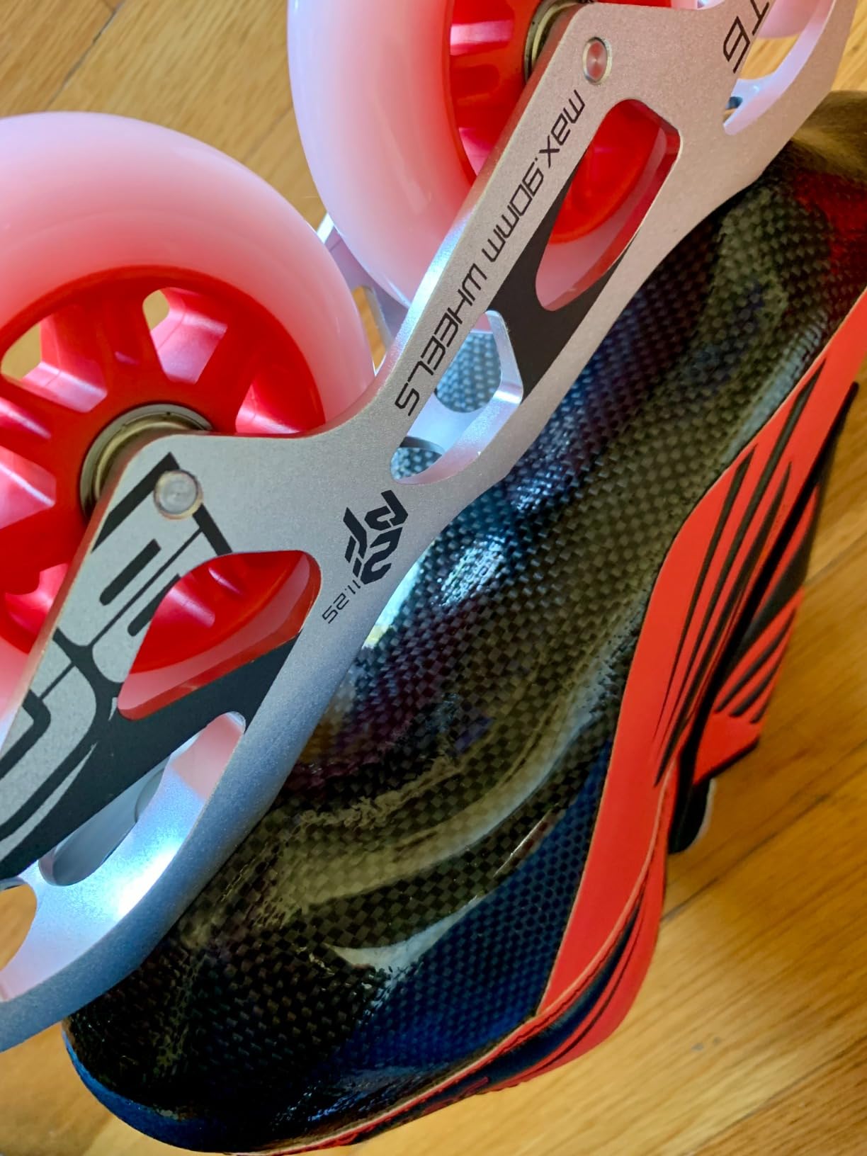 Bont Jet Inline Speed Skates - Vegan, Heat Moldable Racing Package with Carbon Fiber Boot, Elemental Wheels, and ABEC7 Bearings customer photo 2