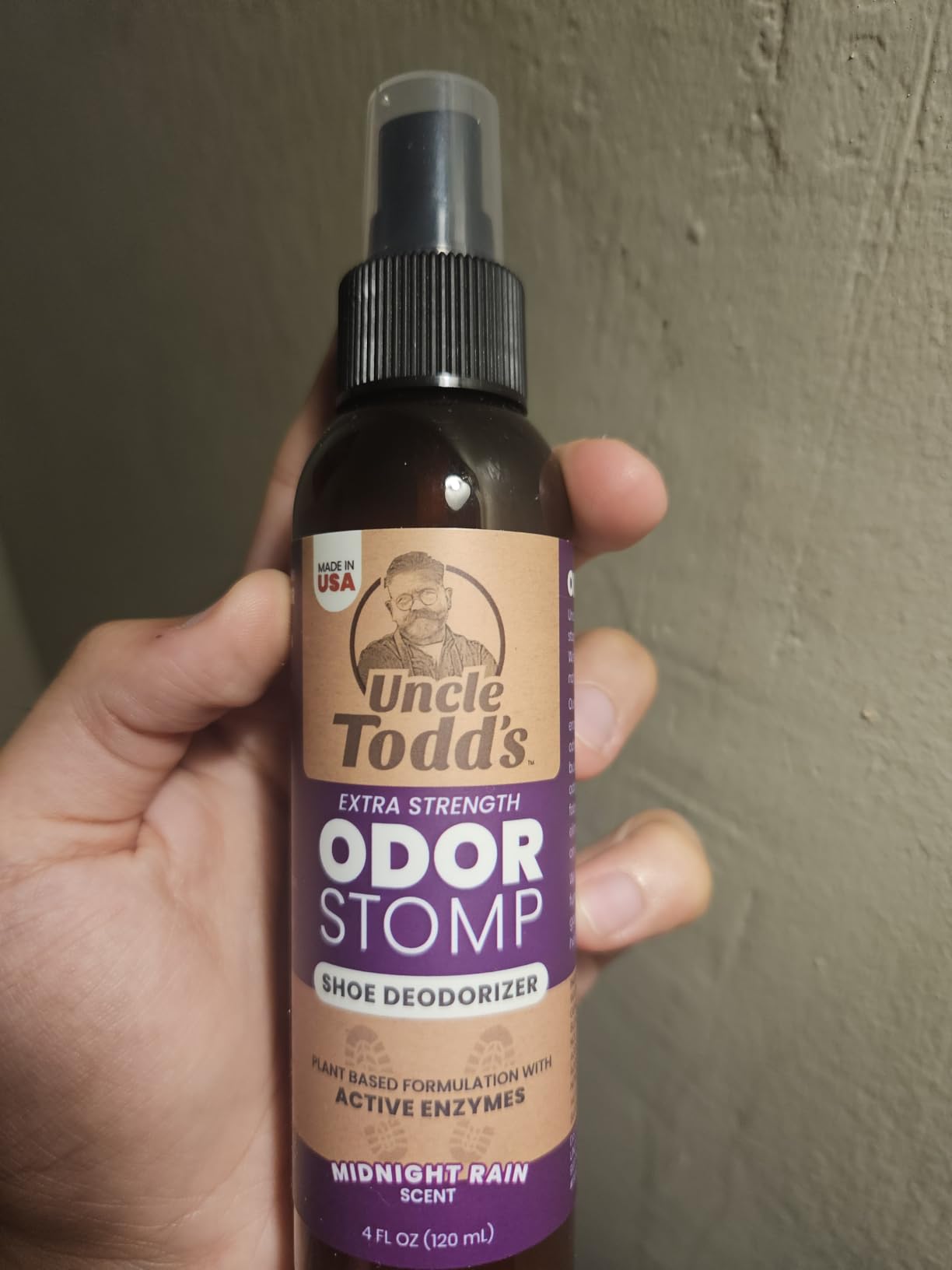 Uncle Todd's Shoe Deodorizer Spray - Proven & Powerful Enzyme Formula Spray for Shoe Odor Elimination in All Footwear (Mountain Fresh) customer photo 2