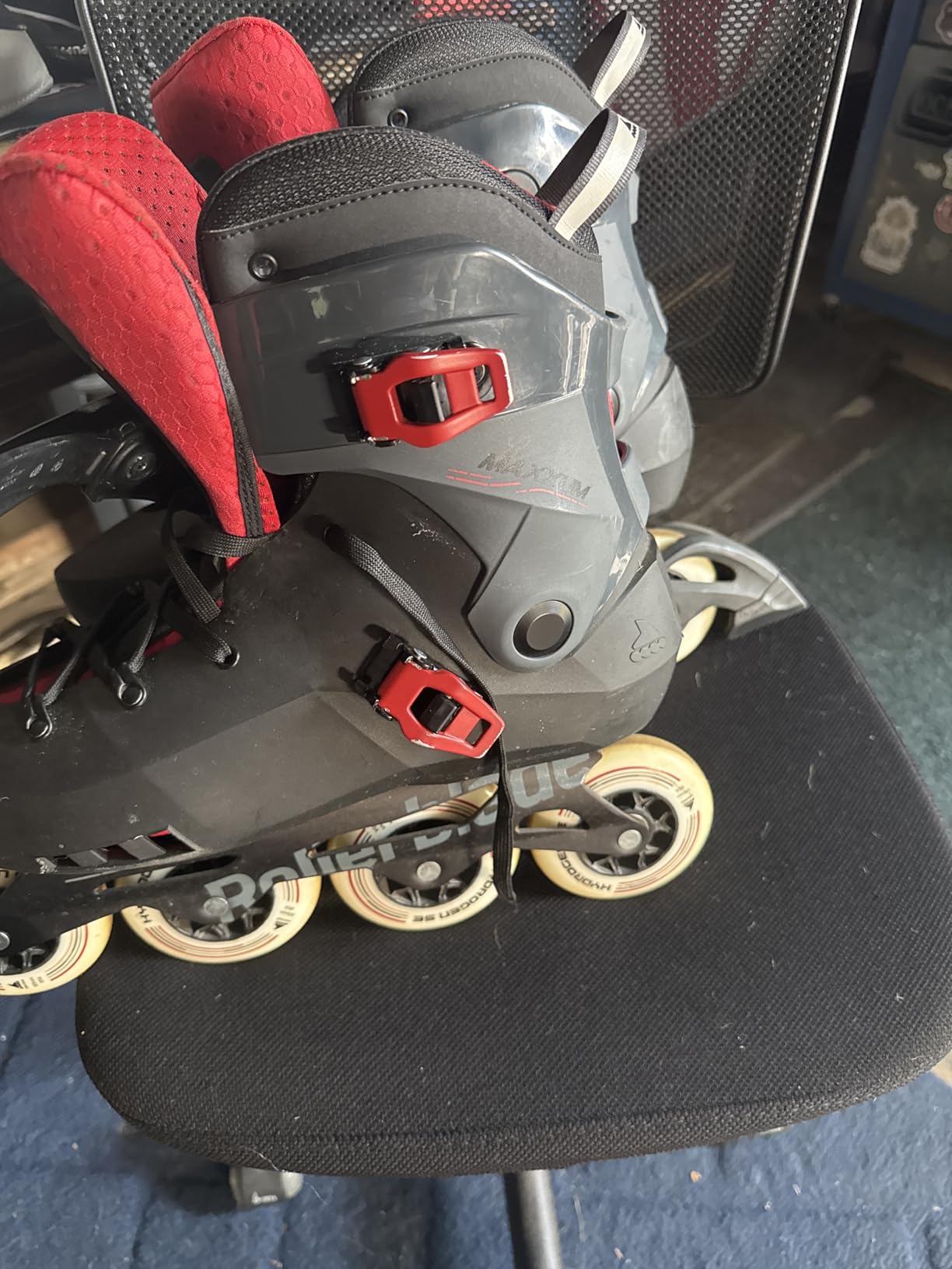 Rollerblade Maxxum XT Men's Adult Urban Inline Skate, Black and Red, Performance Inline Skates customer photo 1