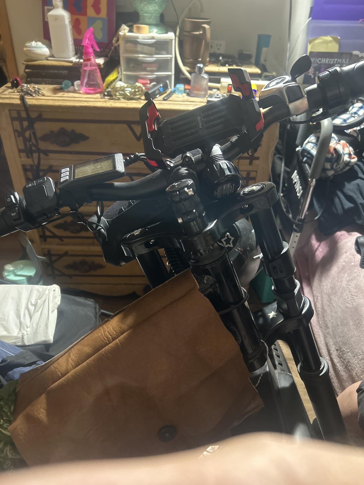 Pnitri 2026 New Upgraded Bike Phone Holder Handlebar - 1S Quick Install, Motorcycle Phone Mount, Bicycle Phone Holder fit Large Phone Case for iPhone Samsung, Dirt Scooter Mini Bike Accessories customer photo 1