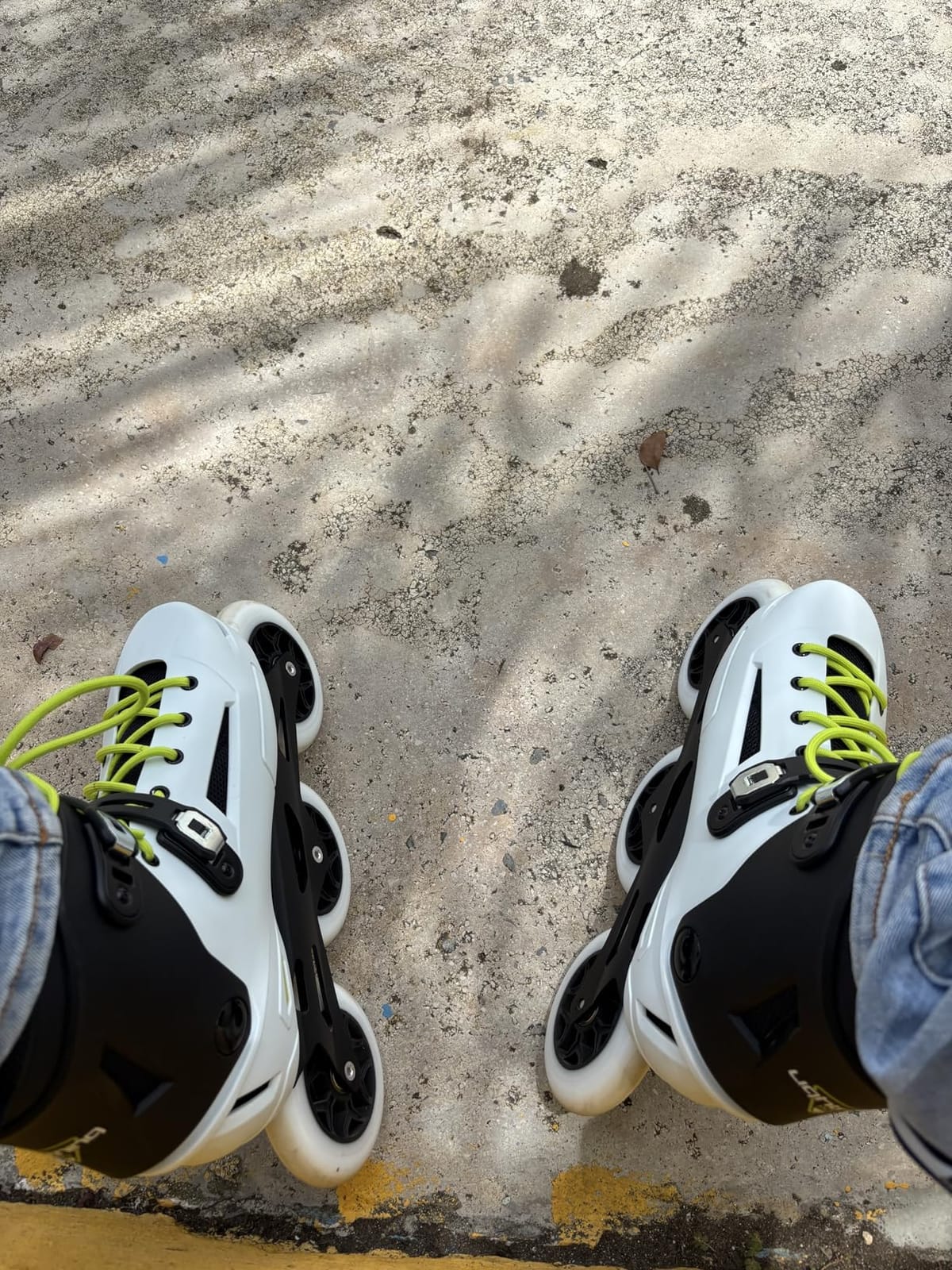 Rollerblade Lightning 110 Unisex Adult Urban Inline Skate, White and Black customer photo 2