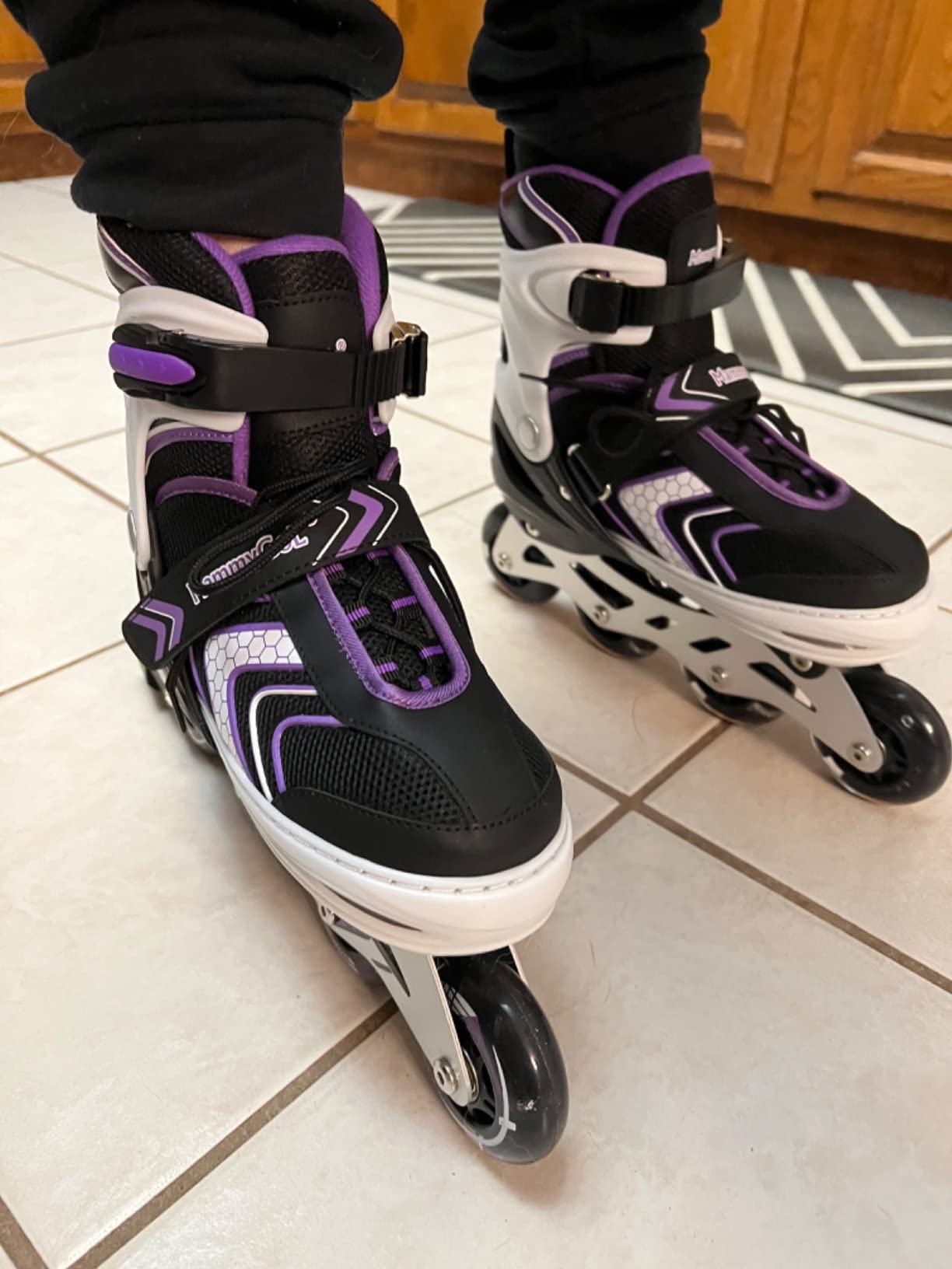 MammyGol Inline Skates for Boys and Girls Youth, 4 Size Adjustable Roller Skates with PU Flashing Wheels, Aggressive Inline Skates High Performance for Kids Age 6-12 customer photo 2