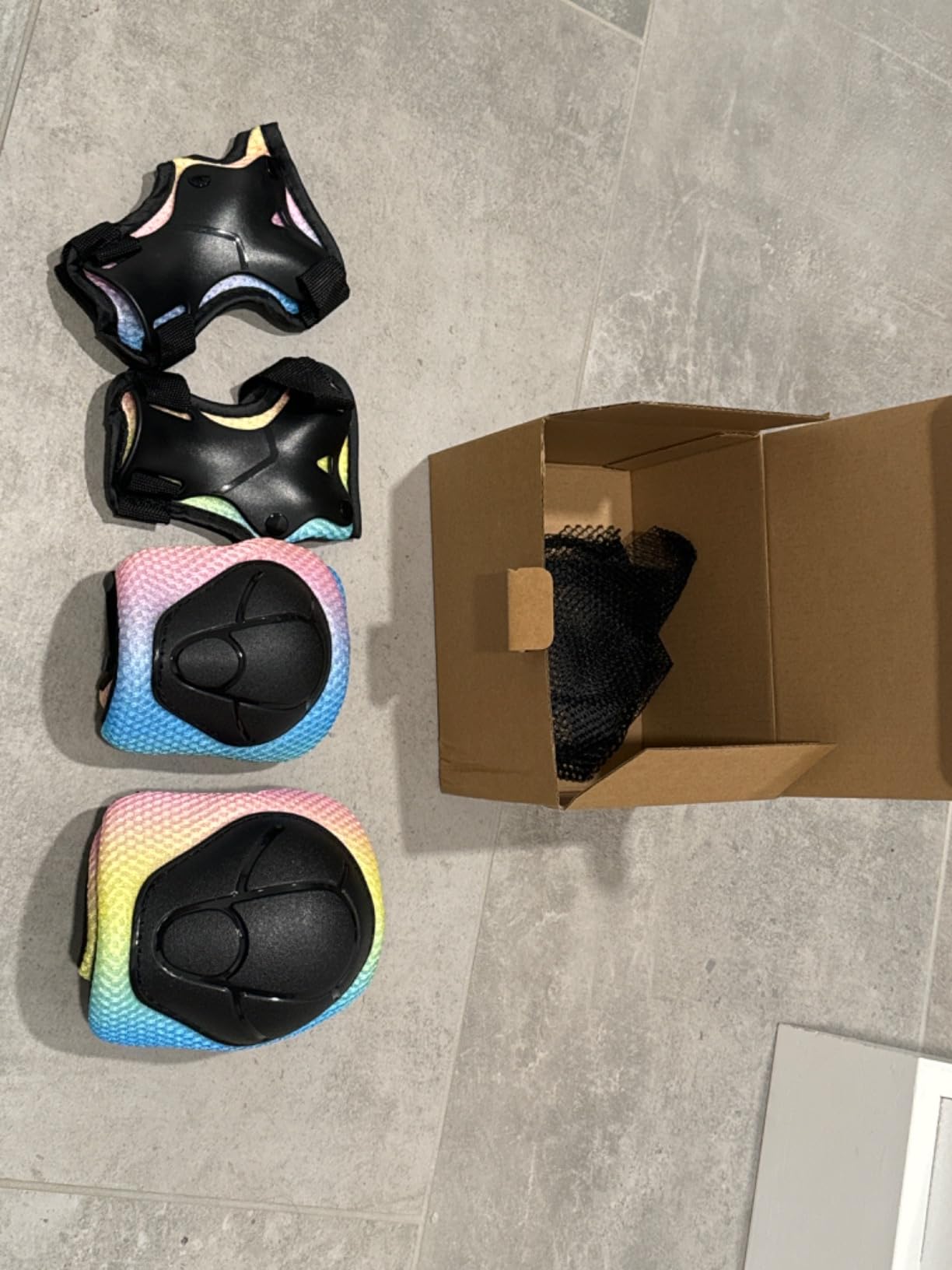 Kids Protective Gear Set - Knee Pads Elbow Pads with Wrist Guards for Ages 3-12 | 3-in-1 Safety Protective Gear for Skating, Cycling, Biking, Roller Skates, Scooters (Black, S(3-7Years)) customer photo 2
