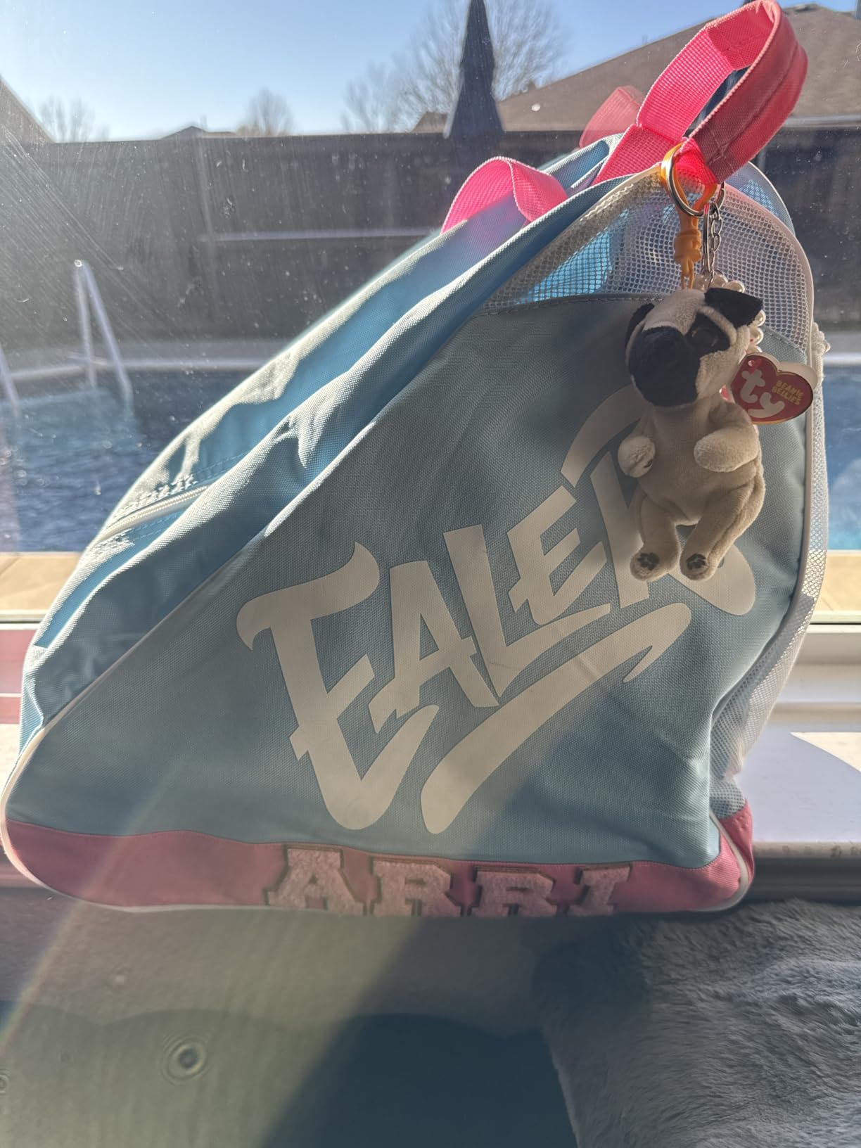 EALER Heavy-Duty Waterproof Skate Bag with Adjustable Shoulder Strap - Fits Ice Hockey, Inline, Roller & Quad Skates,Kids & Adults customer photo 2