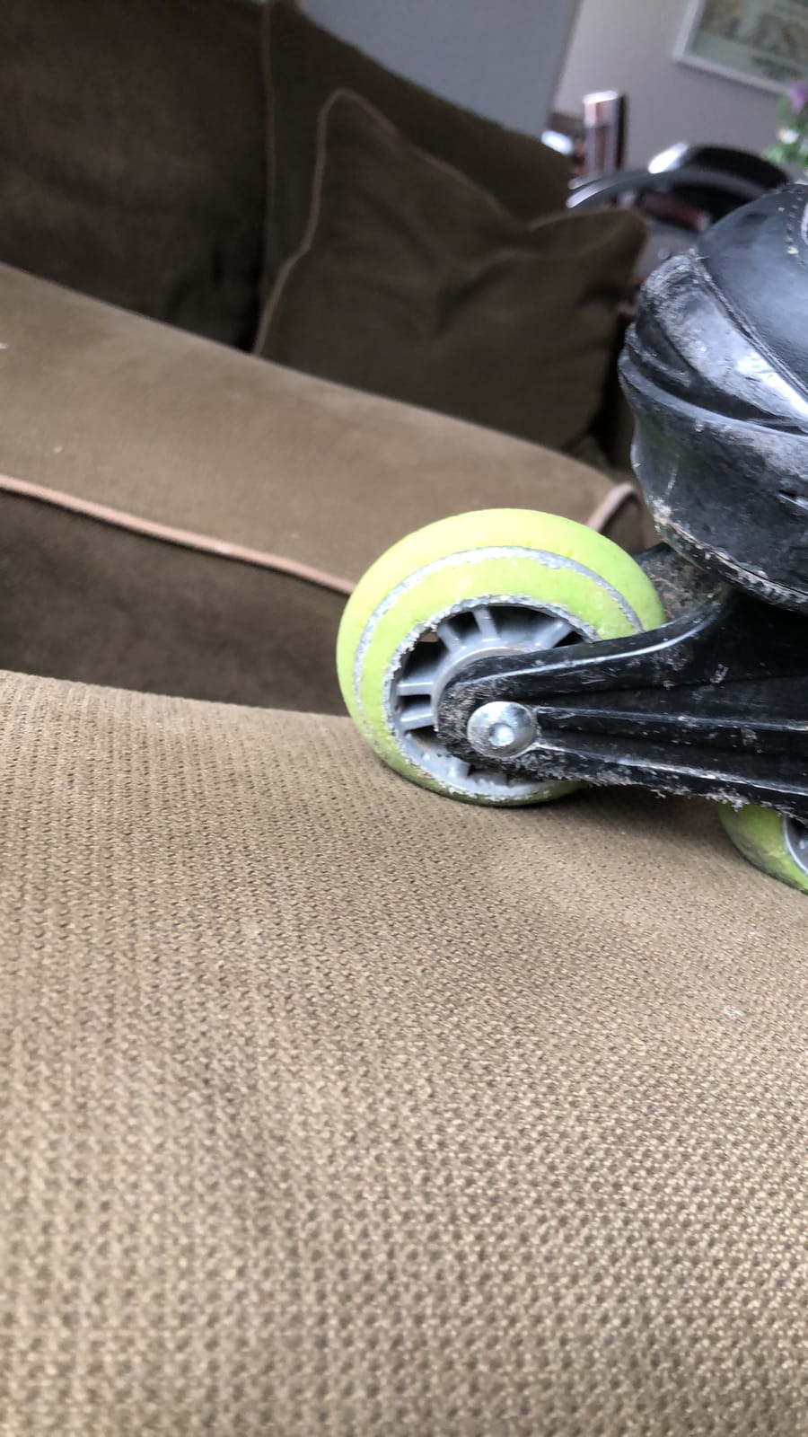 Bladerunner by Rollerblade Phoenix Boys Adjustable Fitness Inline Skate customer photo 1
