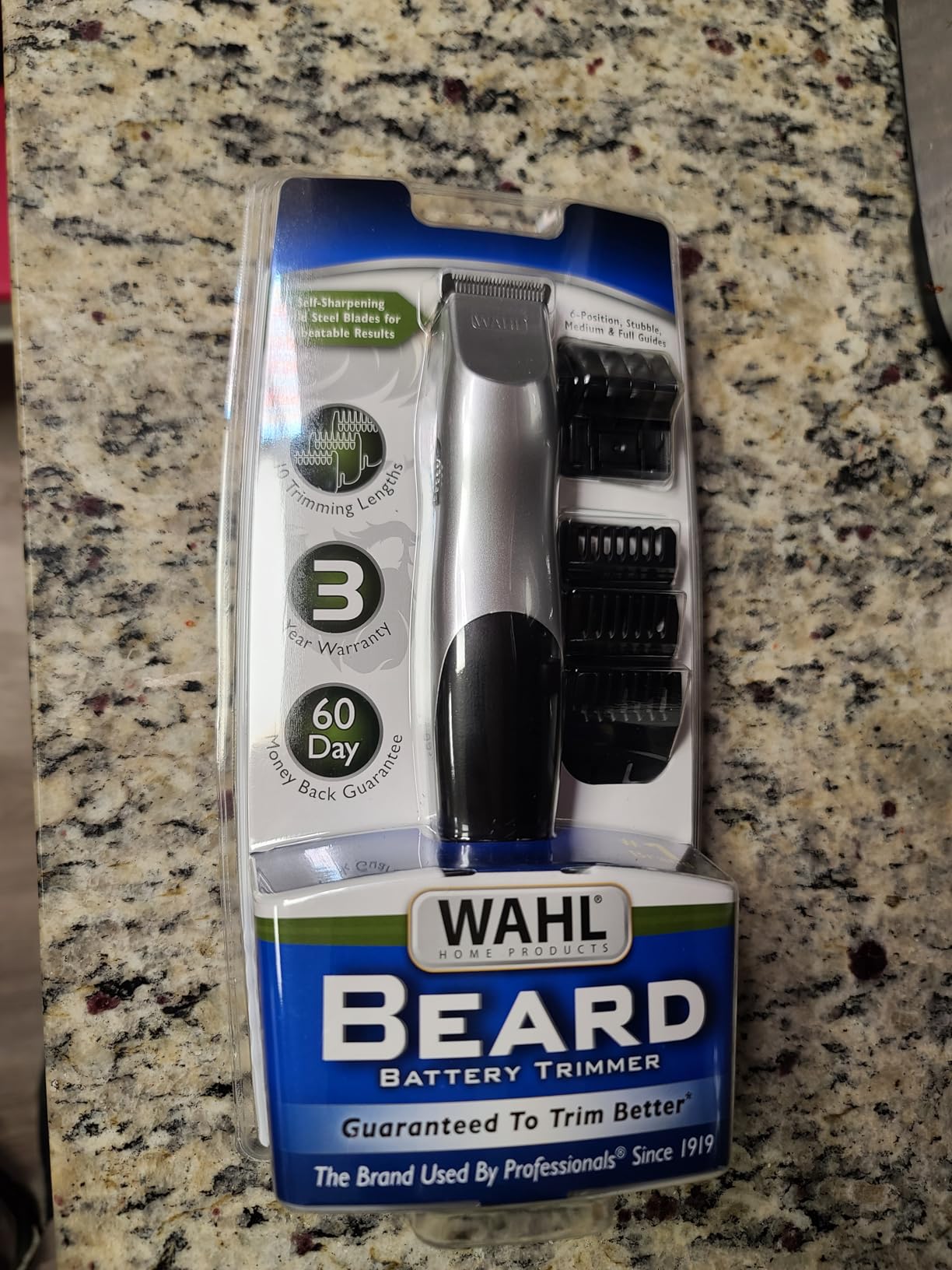 Wahl Groomsman Battery Facial Hair Trimmer for Beard & Mustache Trimming customer photo 1