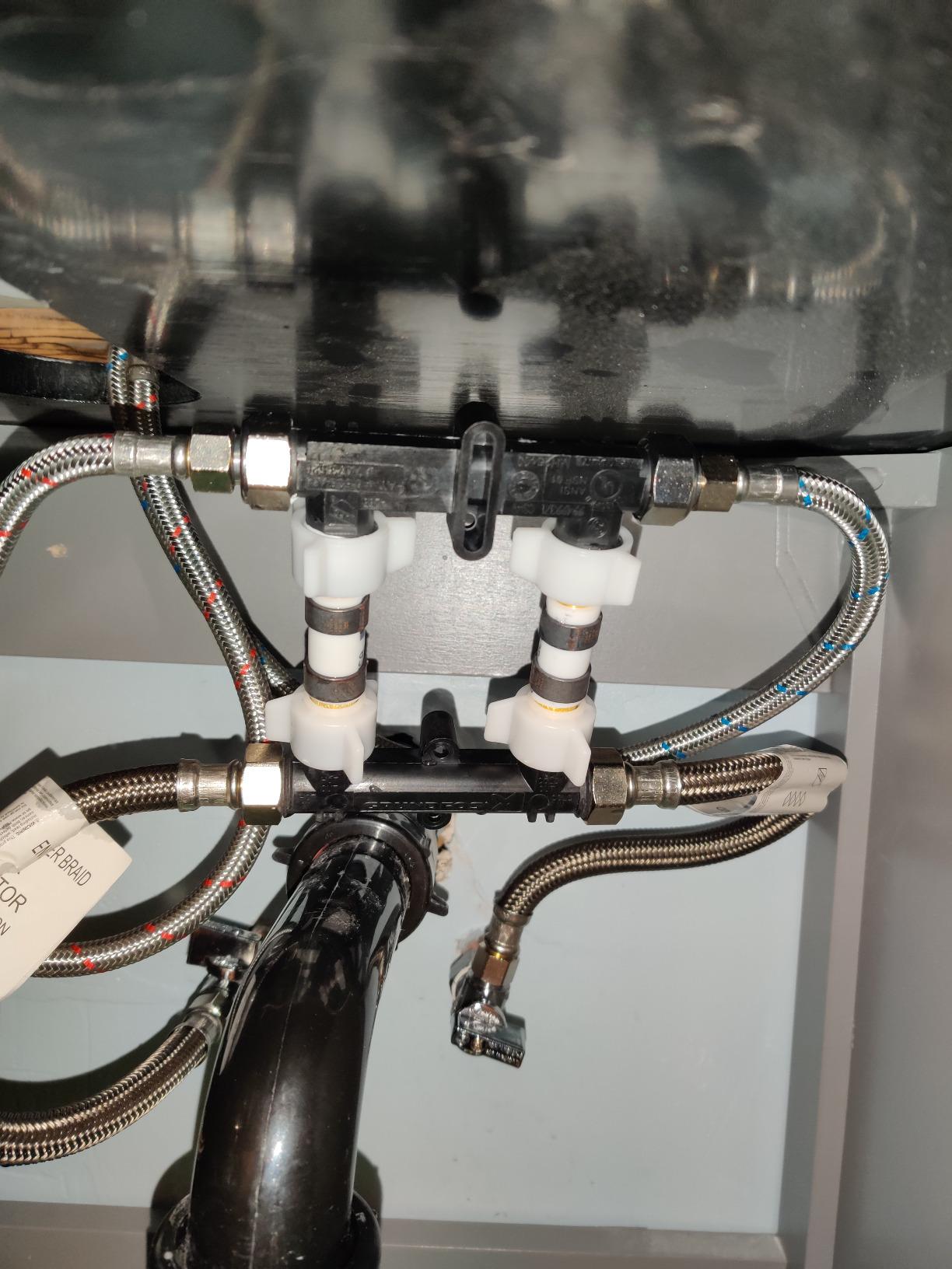 Watts Hot Water Recirculation System with Programmable Timer for Tank Water Heaters, Instant Hot Water, 120V Pump, 10 ft Cord, 2 Adapters, Sensor Valve, Mounting Screws, 2 Supply Lines (0955800) customer photo 2