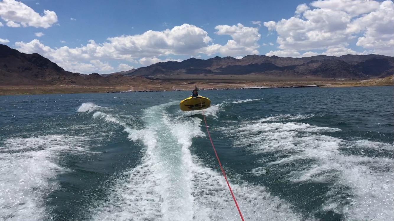 RAVE Sports Razor Inflatable Towable Tube, 1-2 Riders, Unique Skim-Fast Bottom Coating, Nylon Cover, Four Foam-Filled Reinforced Handles, Quick Connect Tow Point, Boat Tubes and Towables customer photo 1