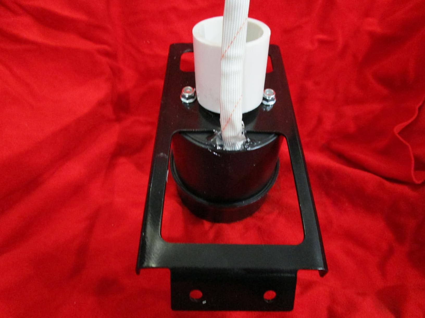 Buyers Products ATVS100 100 lb ATV Rear Rack Mount Broadcast Spreader customer photo 2