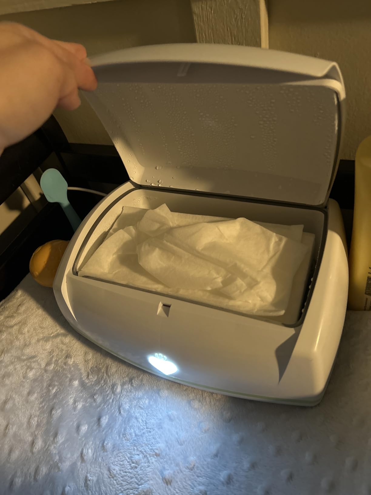Prince Lionheart Warmies Wipes Warmer Designed for Reusable Cloth Wipes | Soft Glow Nighlight | Includes 1 everFRESH Pillow and 4 Warmies Cloth Wipes customer photo 1