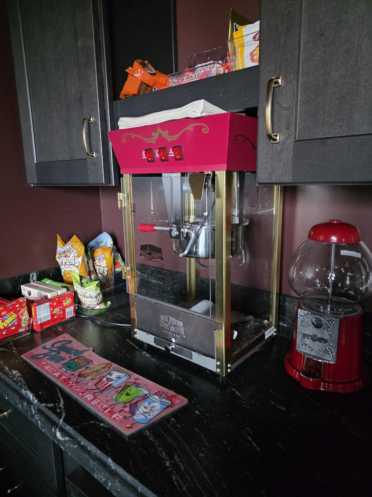 Great Northern Popcorn Matinee 8oz Popcorn Machine, Red customer photo 2