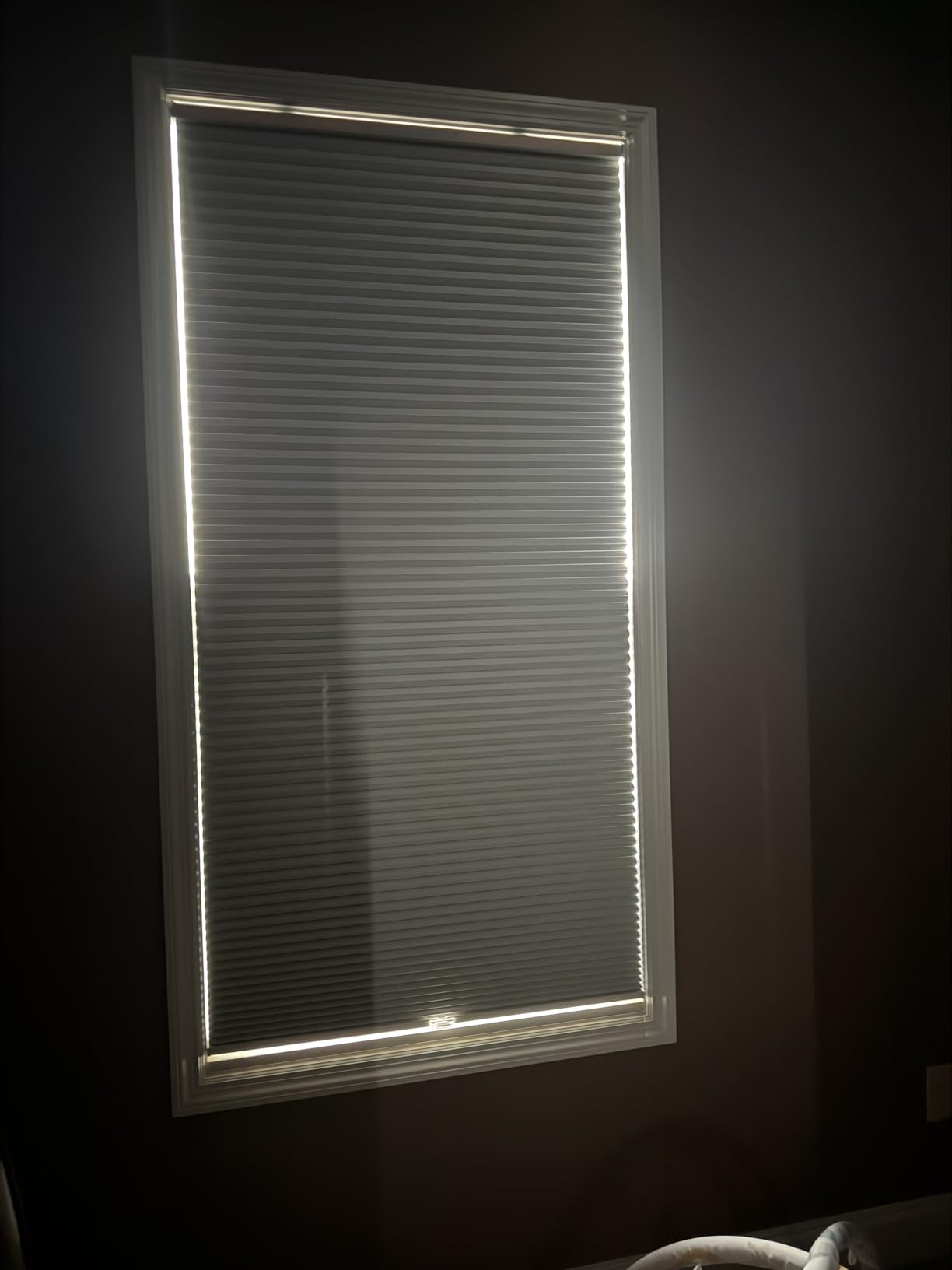 Arlo Blinds Single Cell Room Darkening Cordless Cellular Shades, Color: White, Size: 34.5