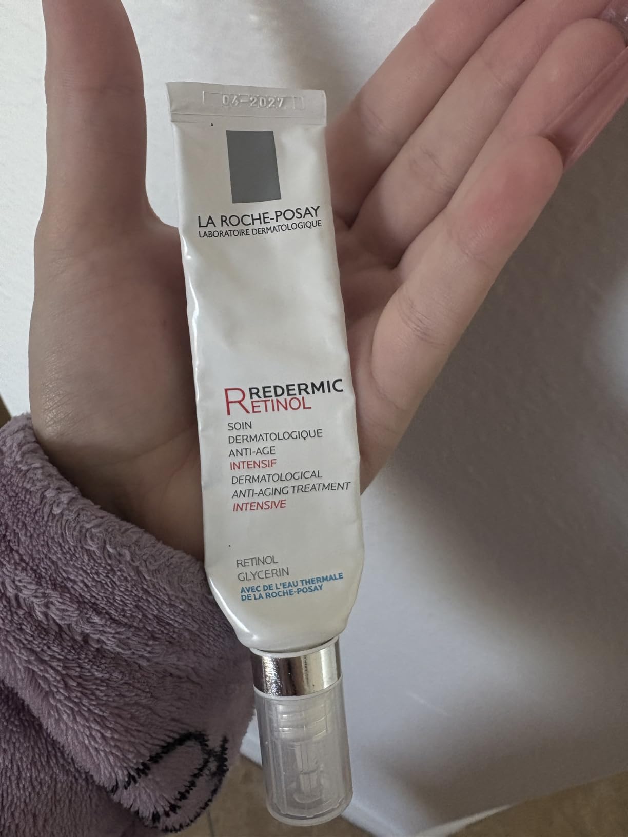 La Roche-Posay Redermic R Retinol Face Cream, Anti Aging, 1oz customer photo 2