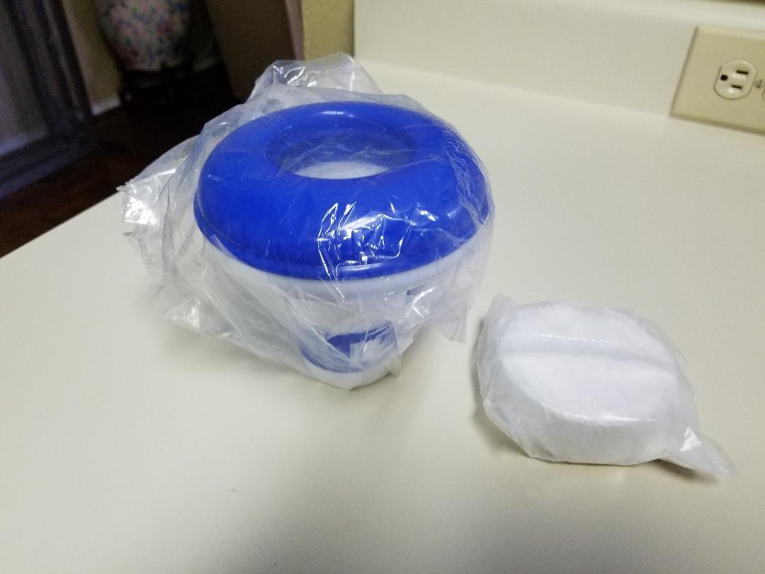 Poolmaster 32155 Floating Swimming Pool Chlorine Dispenser, Essential Collection customer photo 1