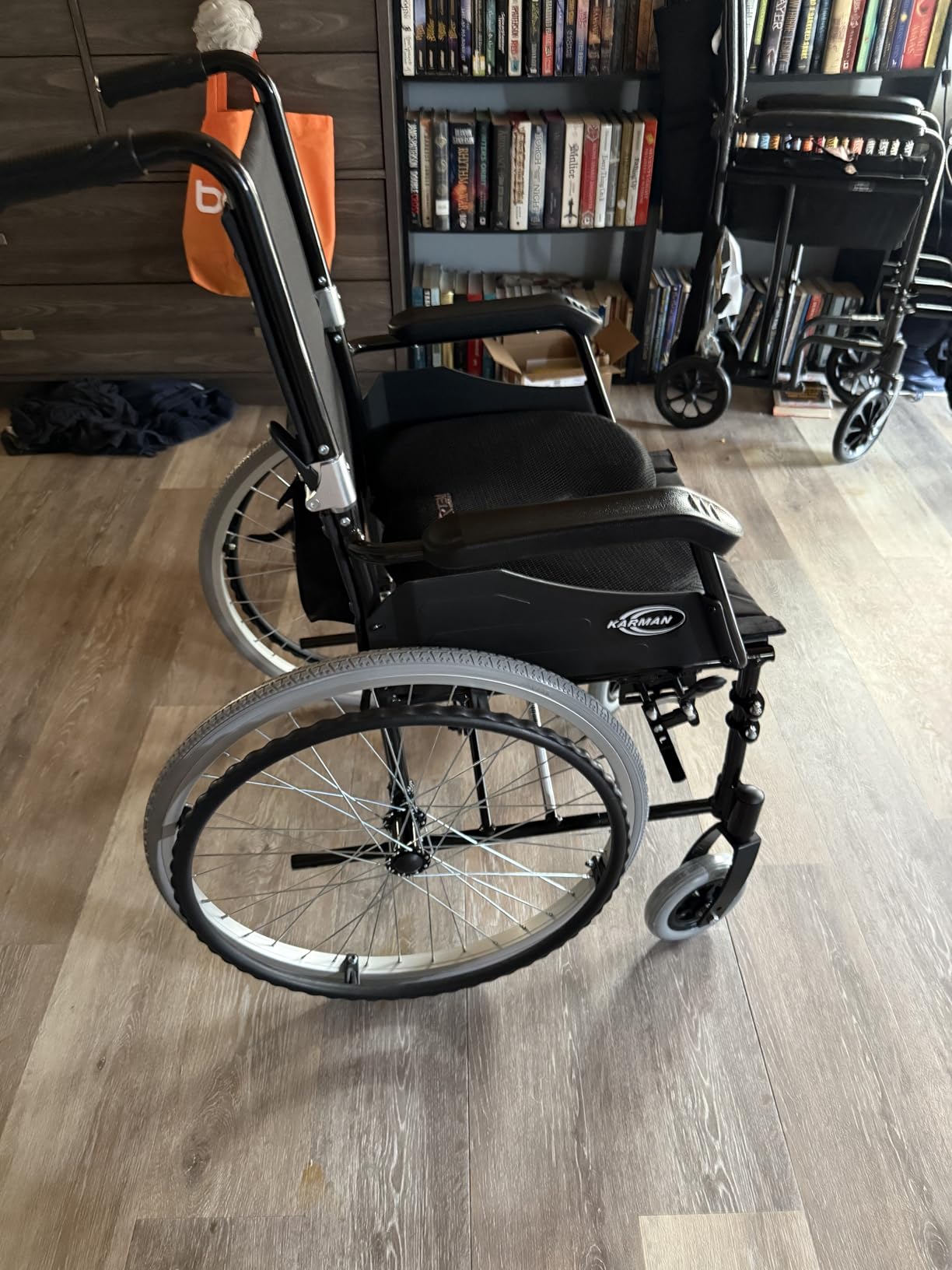 Karman 24 pounds LT-980 Ultra Lightweight Wheelchair, Black | 24 pounds customer photo 1