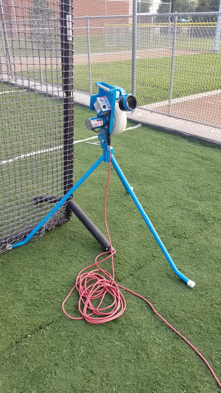 JUGS PS50 Baseball and Softball Pitching Machine — The Introductory-Level Pitching Machine That Throws up to 50 mph. Throws Both Baseballs and softballs. customer photo 2