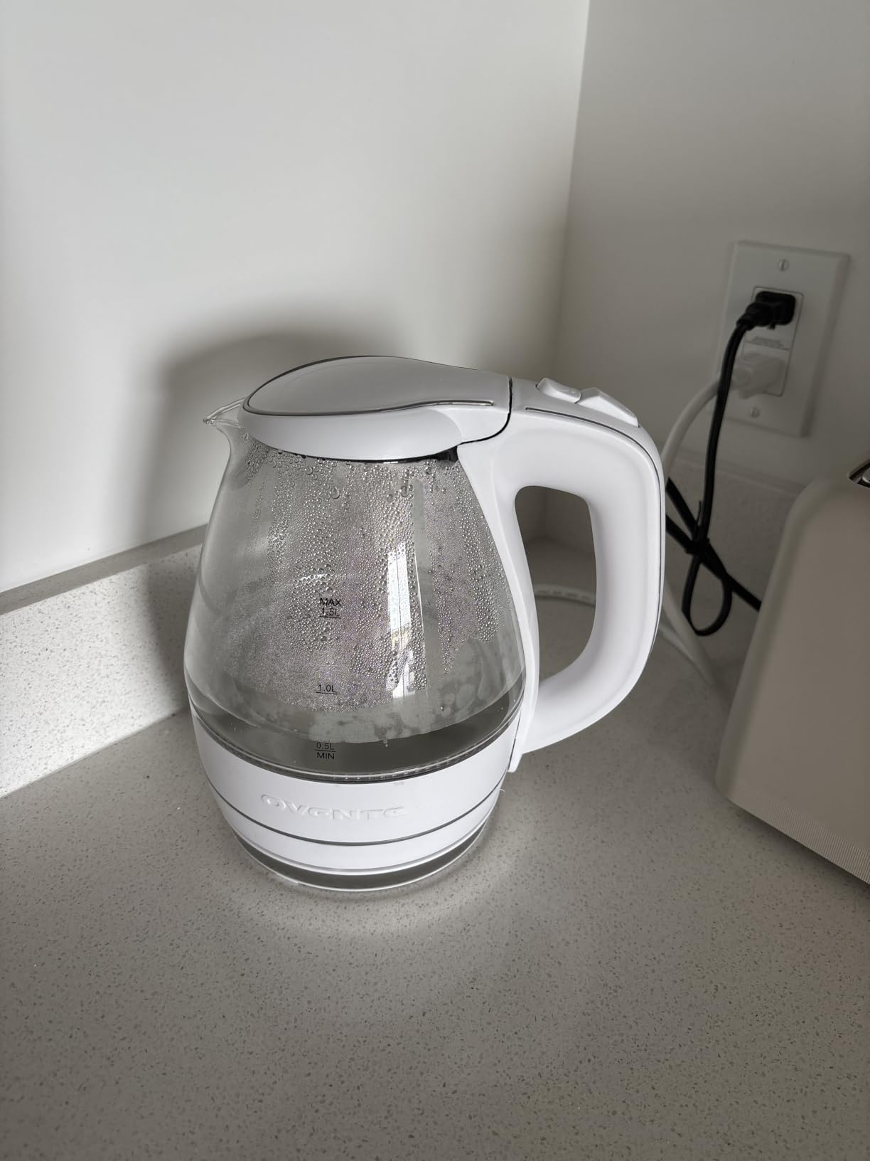 OVENTE 1.5L Glass Electric Kettle Water Boiler, Black KG83B customer photo 1