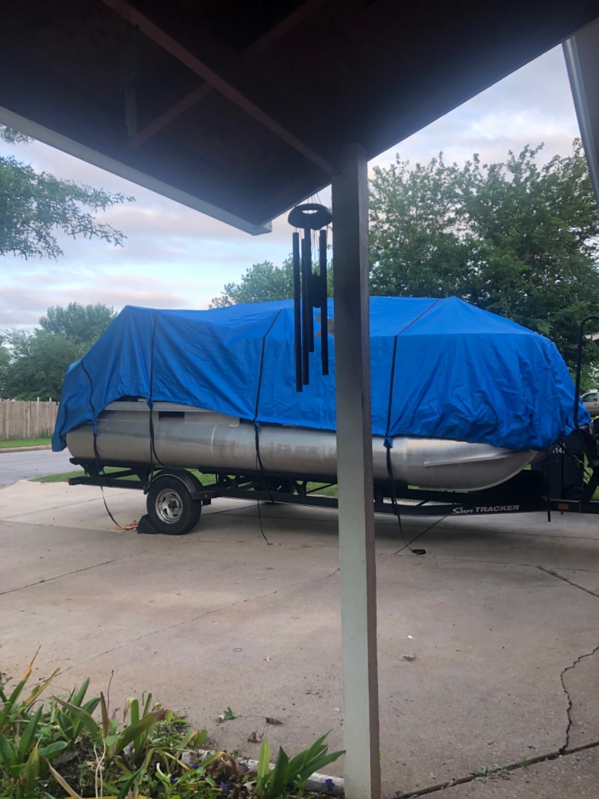 Budge Premium Waterproof Pontoon Boat Cover, Fits Boats 20-24 ft Long customer photo 1