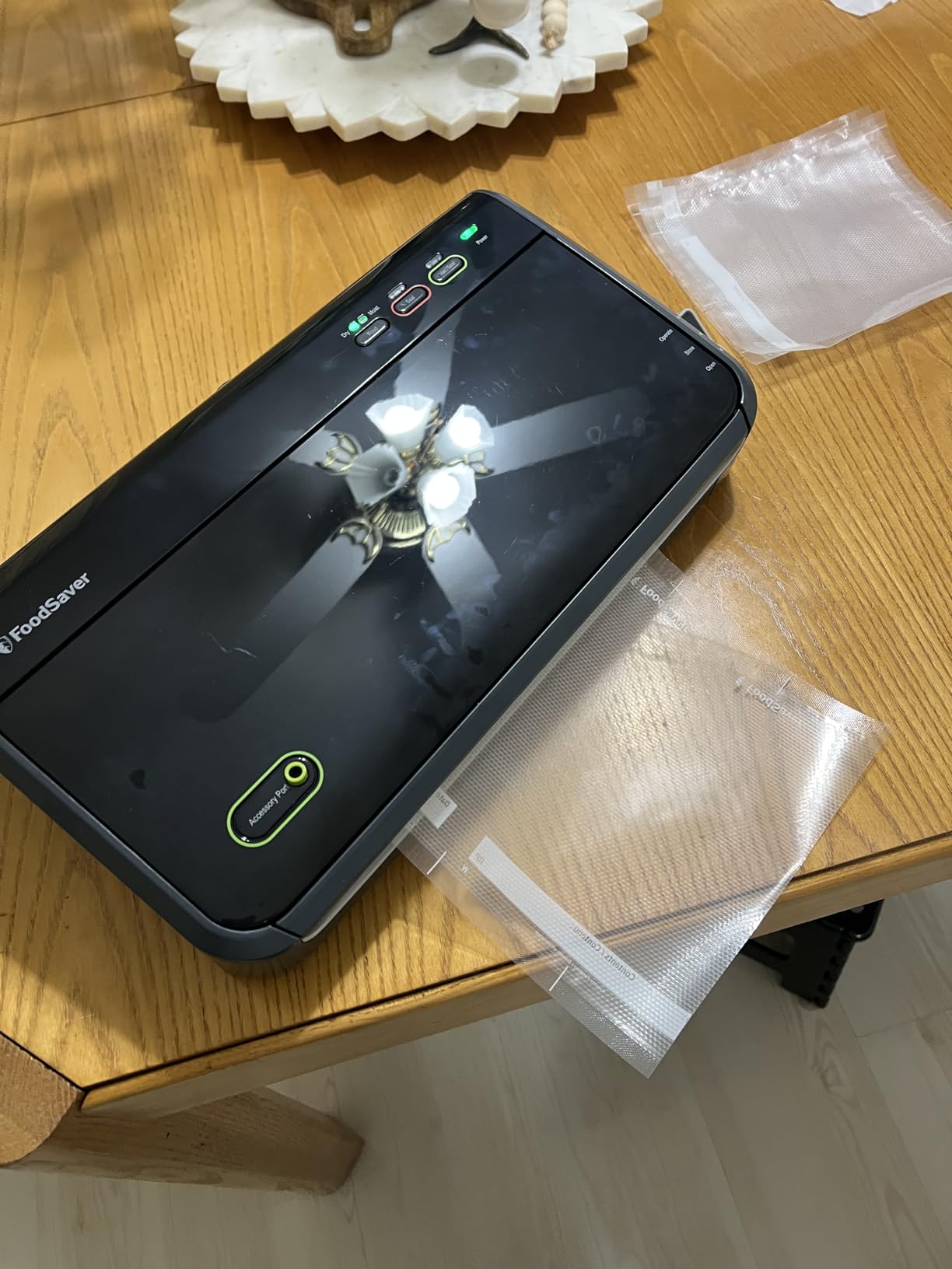 FoodSaver Vacuum Sealer Machine, Automatic Bag Detection, Sous Vide Friendly, with sealer bags, roll, handheld vacuum sealer, black customer photo 2