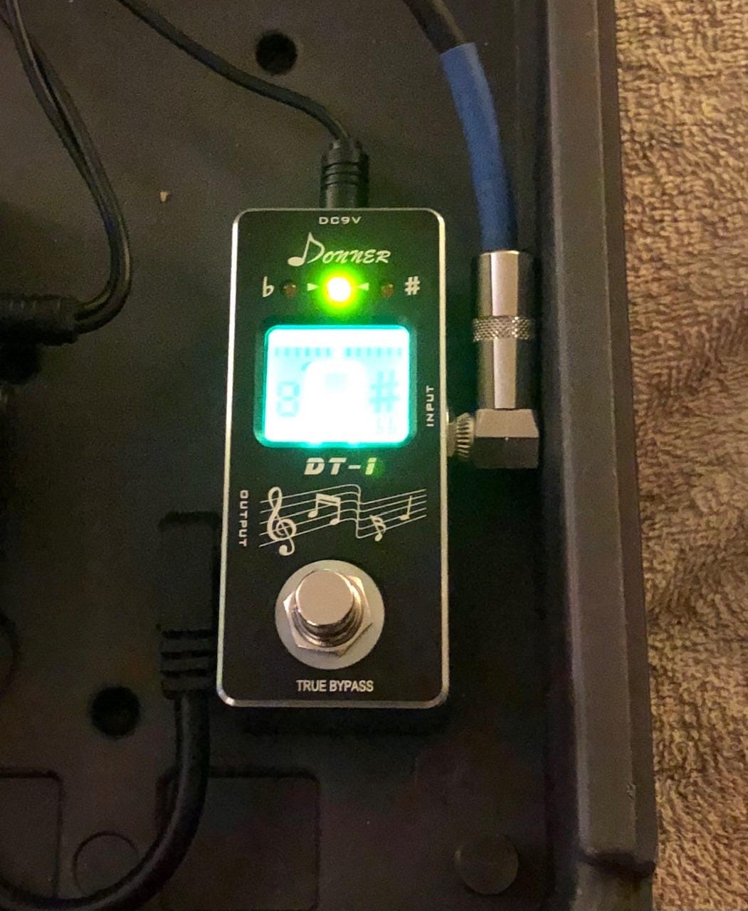 Donner Tuner Pedal, Dt-1 Chromatic Guitar Tuner Pedal with Pitch Indicator for Electric Guitar and Bass True Bypass customer photo 2