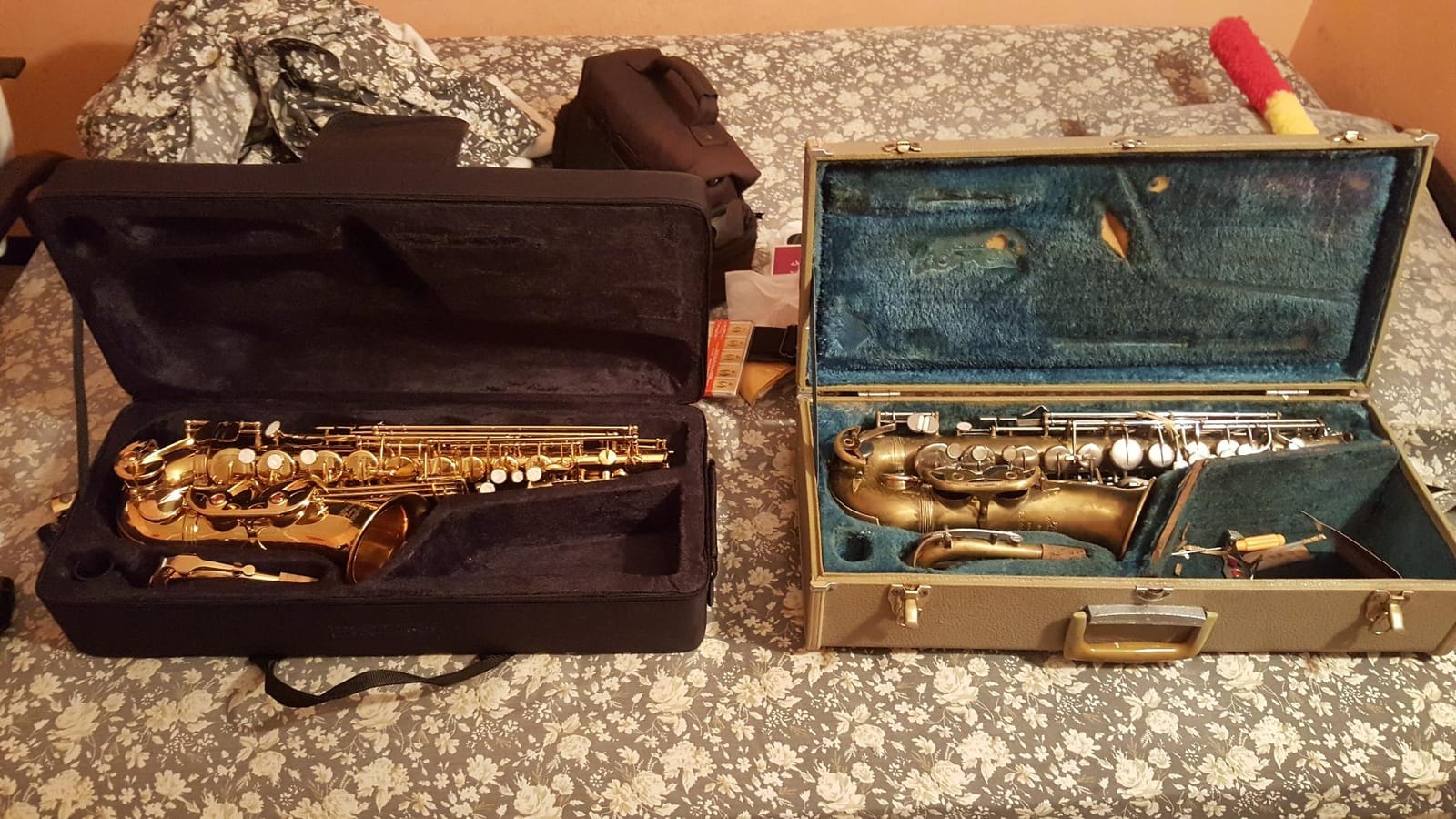 Glory Gold Laquer E Flat Alto Saxophone with 11reeds,8 Pads cushions,case,carekit customer photo 2