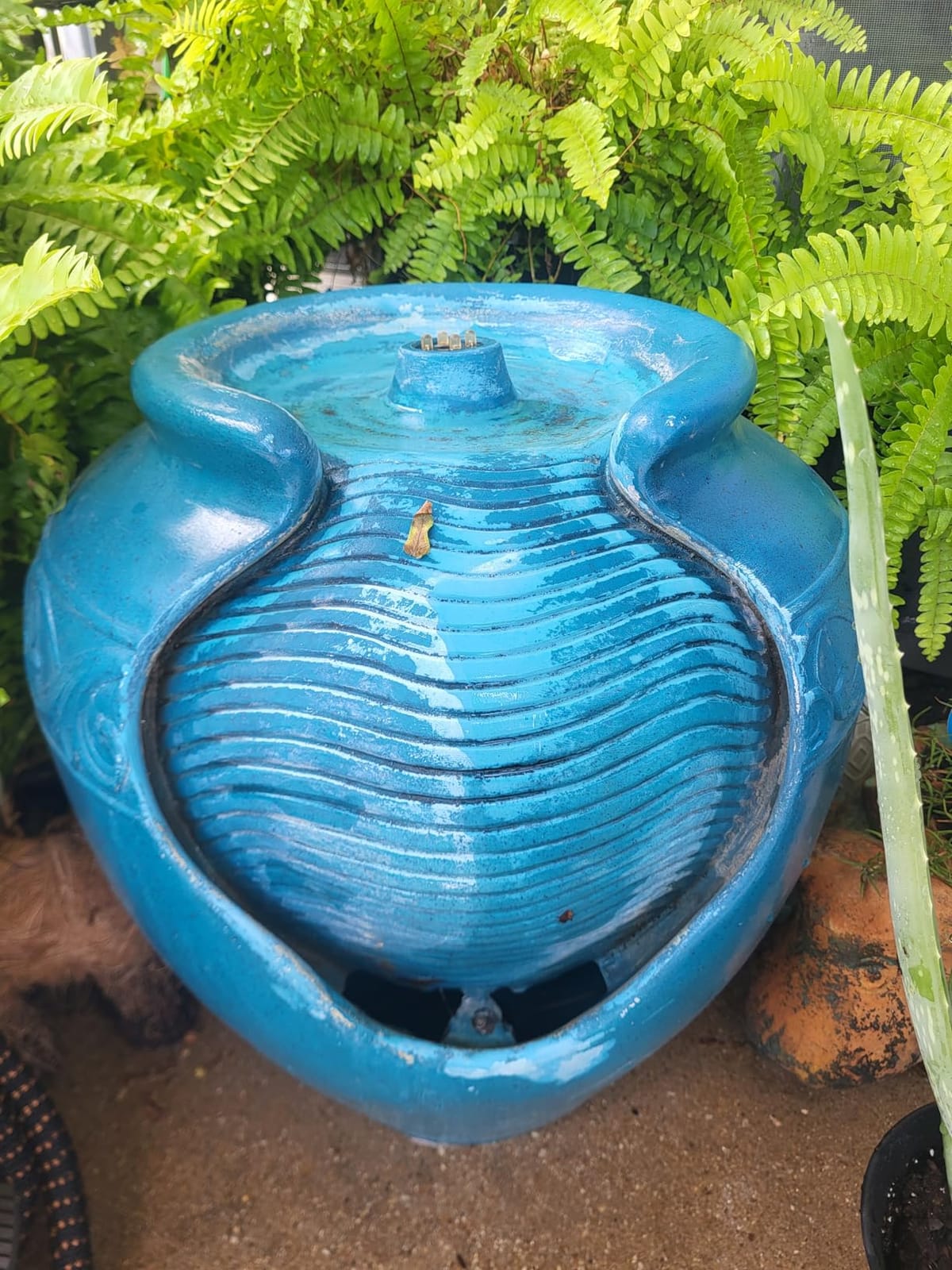 Teamson Home 16.96 in. Outdoor Glazed Pot Water Fountain with LED Lights, Built-in Pump to Create a Calming Oasis in Gardens, Landscaping, Patios, Balconies, Lawns, Royal Blue | Glazed Pot Ceramic Look, LED Lights & Pump, Cascading Zen Fountain, For Backyard, Porch, Deck customer photo 2
