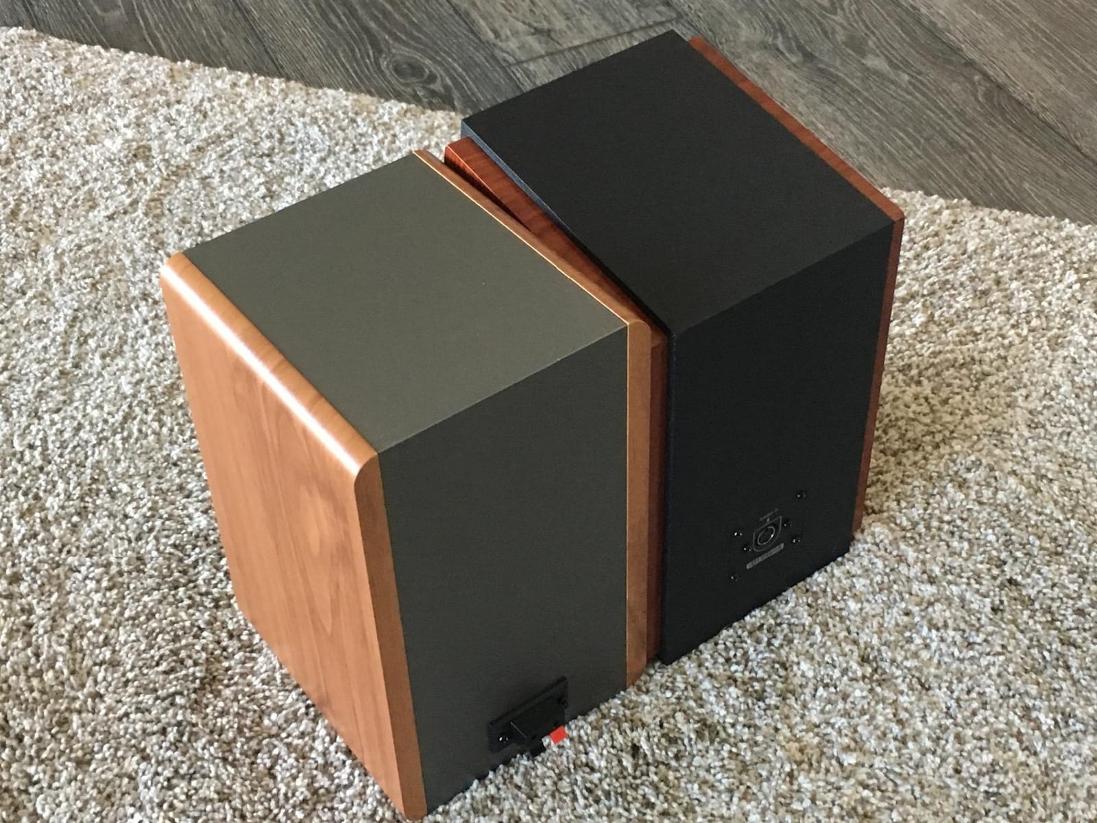 Edifier R1280T Powered Bookshelf Speakers - 2.0 Near Field Studio Monitor | 2.0 Active Near Field Studio Monitor Speaker - Wooden Enclosure - 42 Watts RMS Power customer photo 1